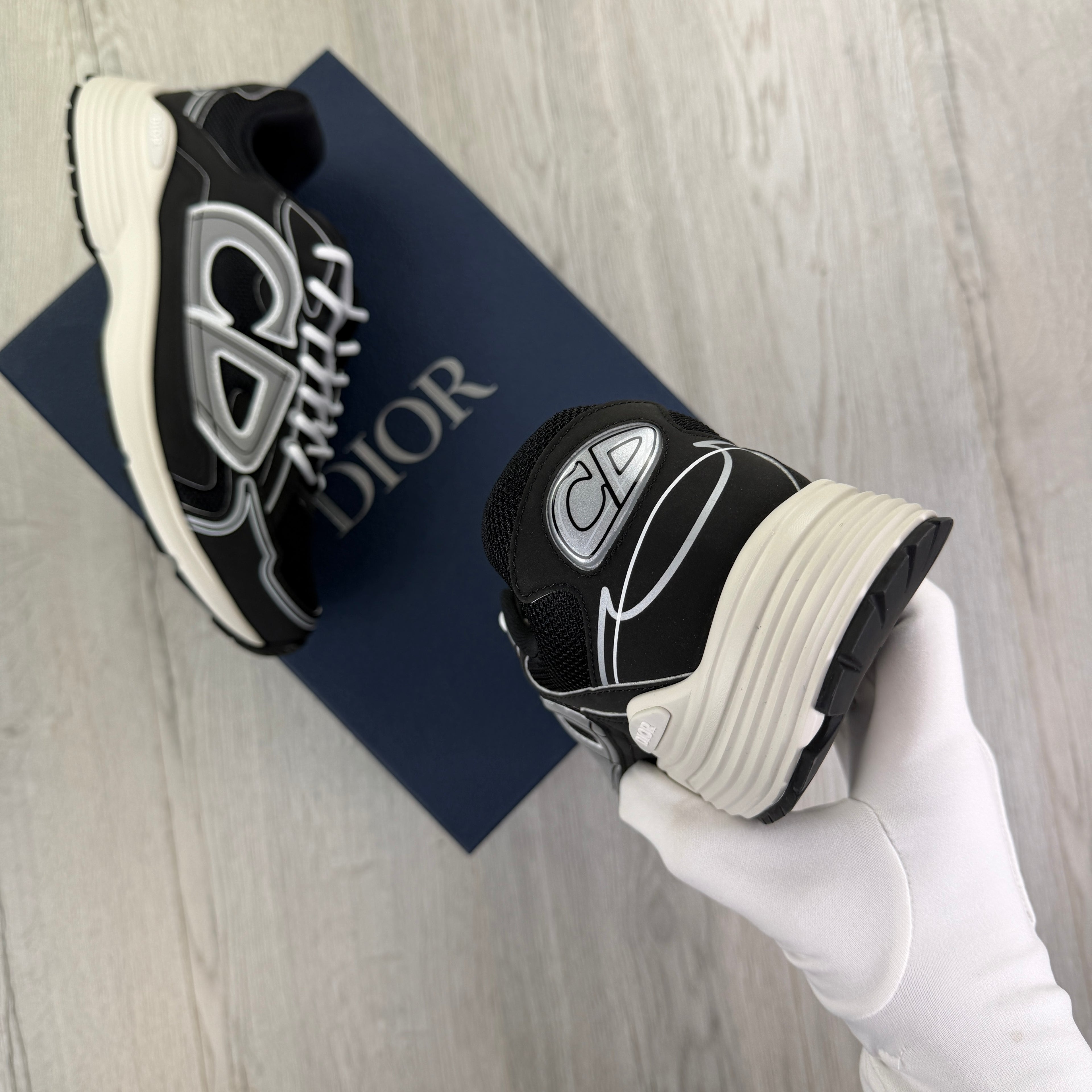 Dior B30 Men’s Black & White Trainers - 43 (Fit Uk 9)