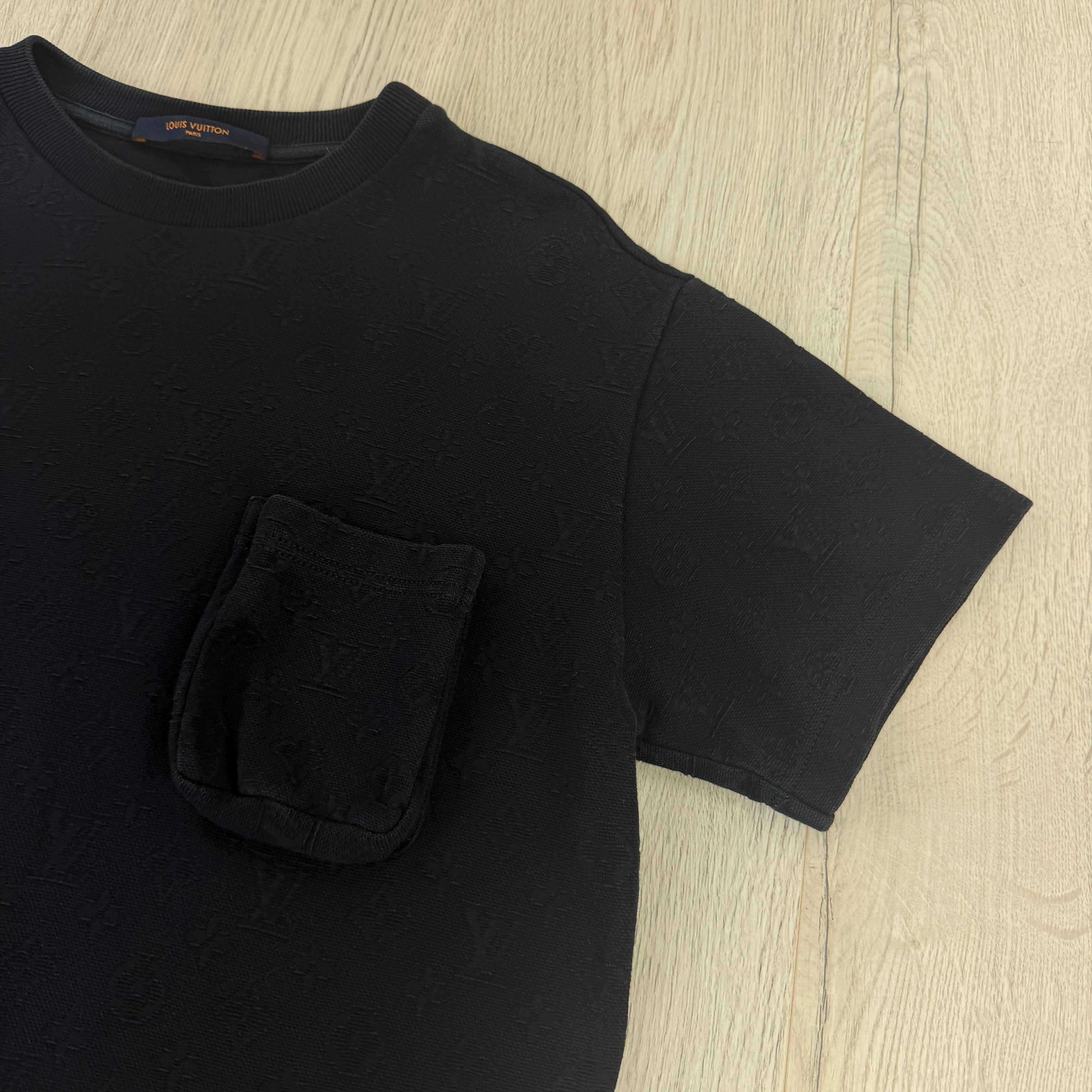 Louis Vuitton Men’s Navy Monogram 3D Pocket T-shirt - Small