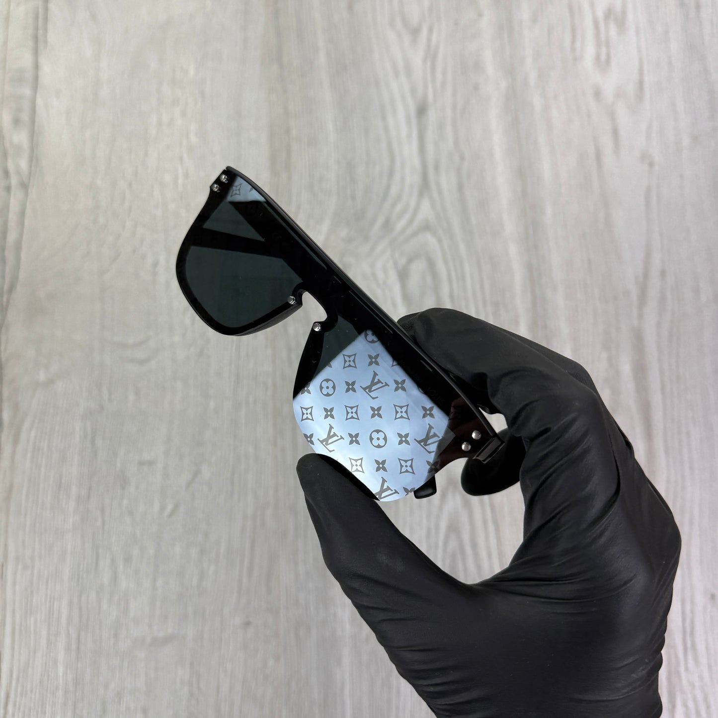 Louis Vuitton Men’s Waimea Sunglasses