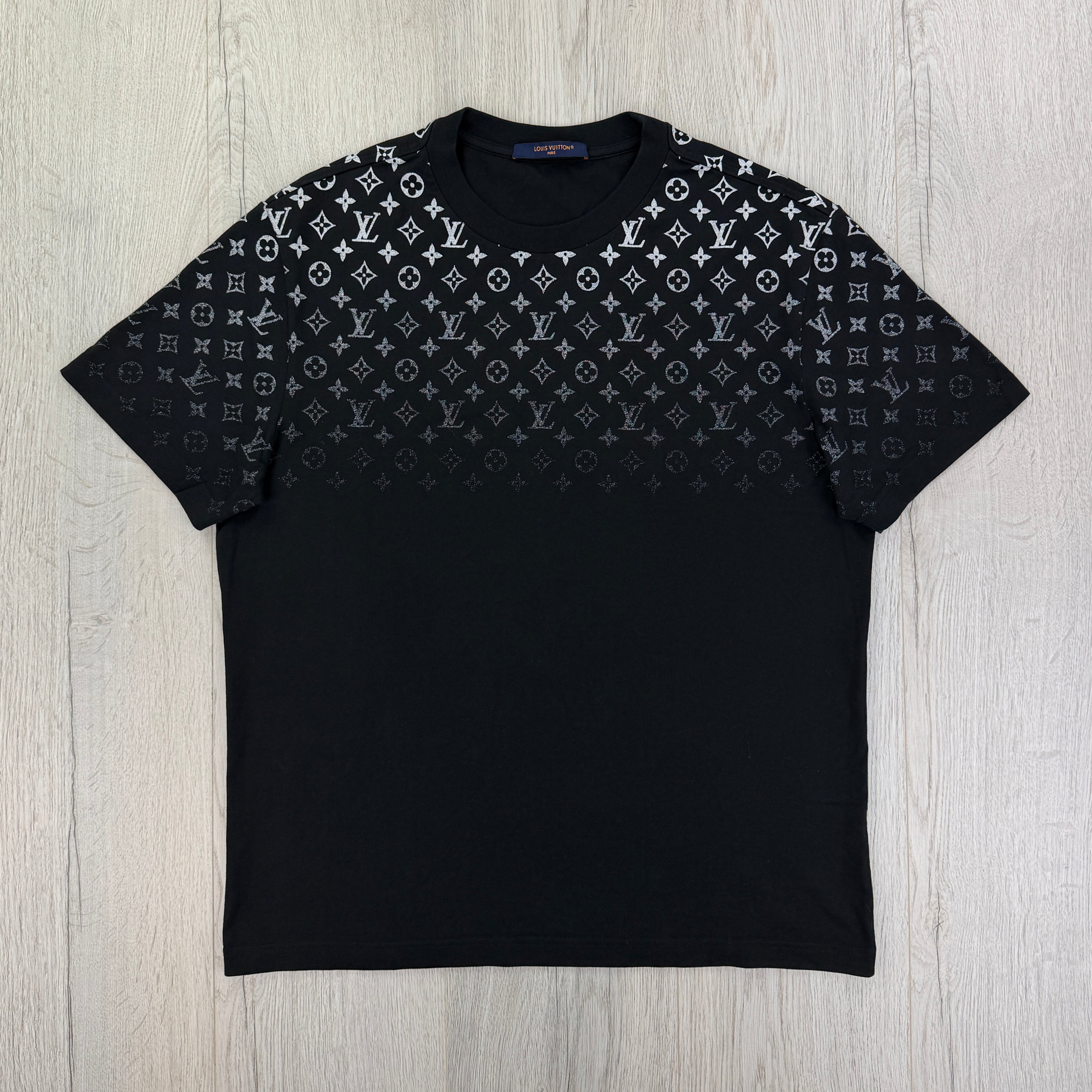 Louis Vuitton Men’s Black Gradient T-shirt - Large