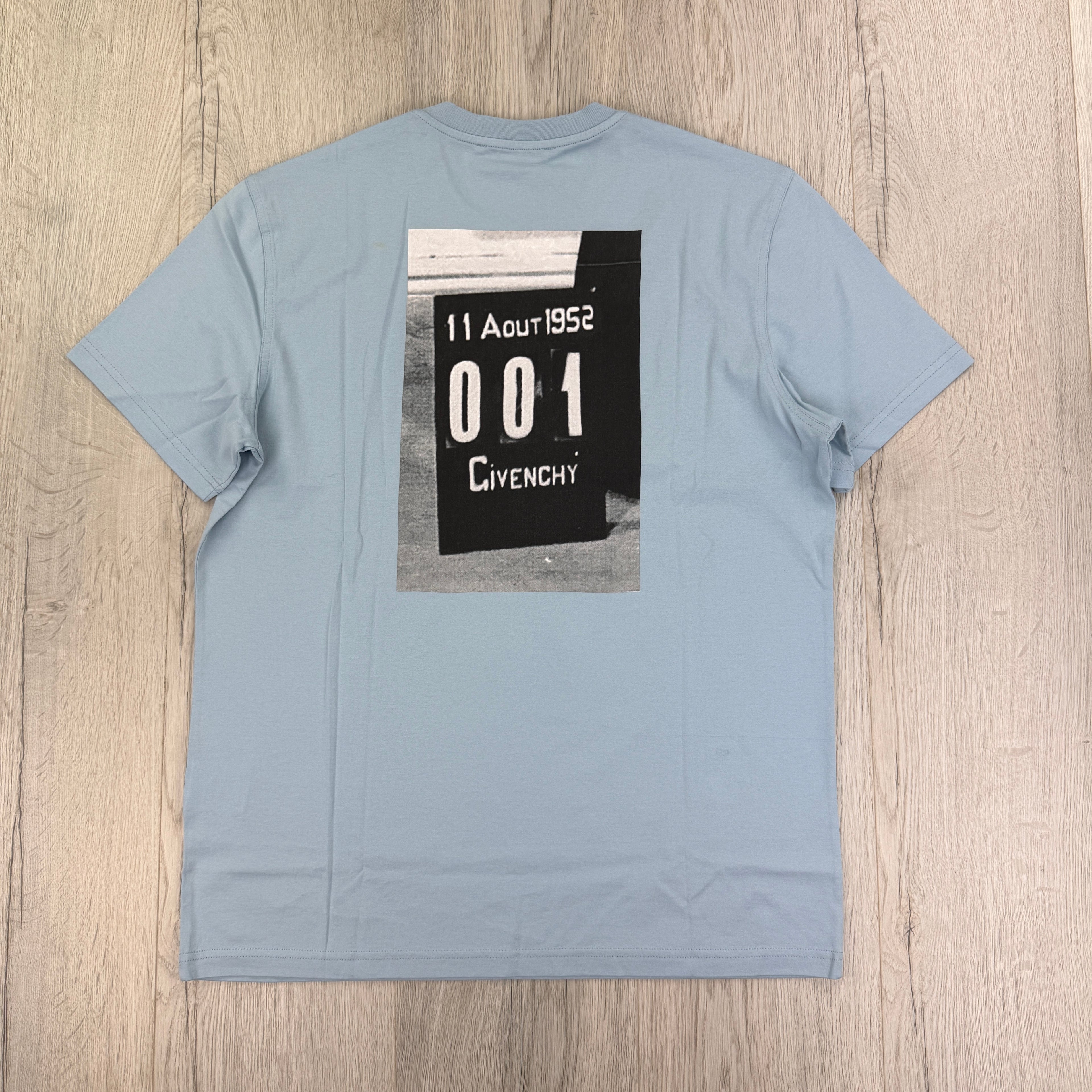 Givenchy Men’s Blue T-shirt - Large Slim