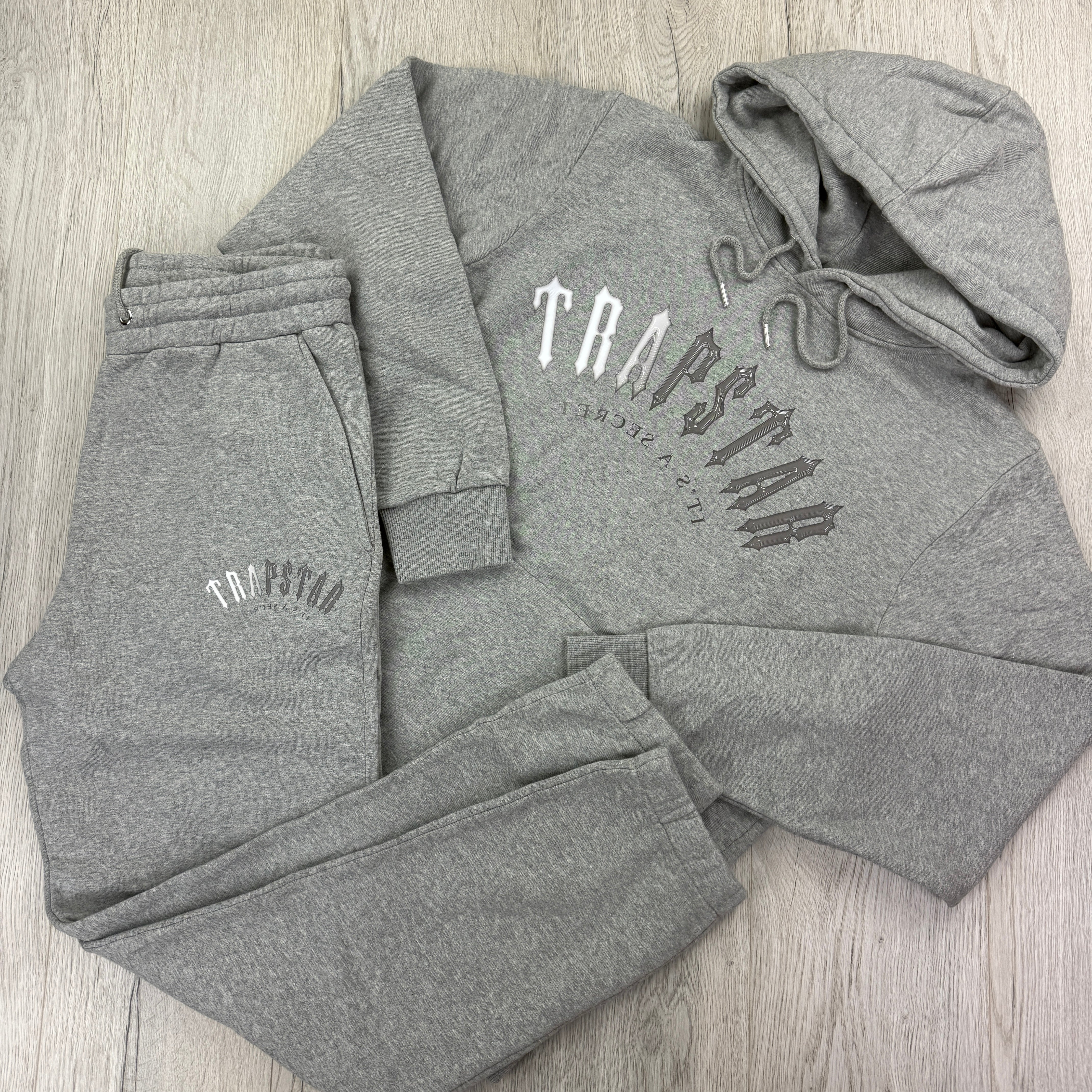 Trapstar Men's Grey Full Tracksuit – Trickey.store