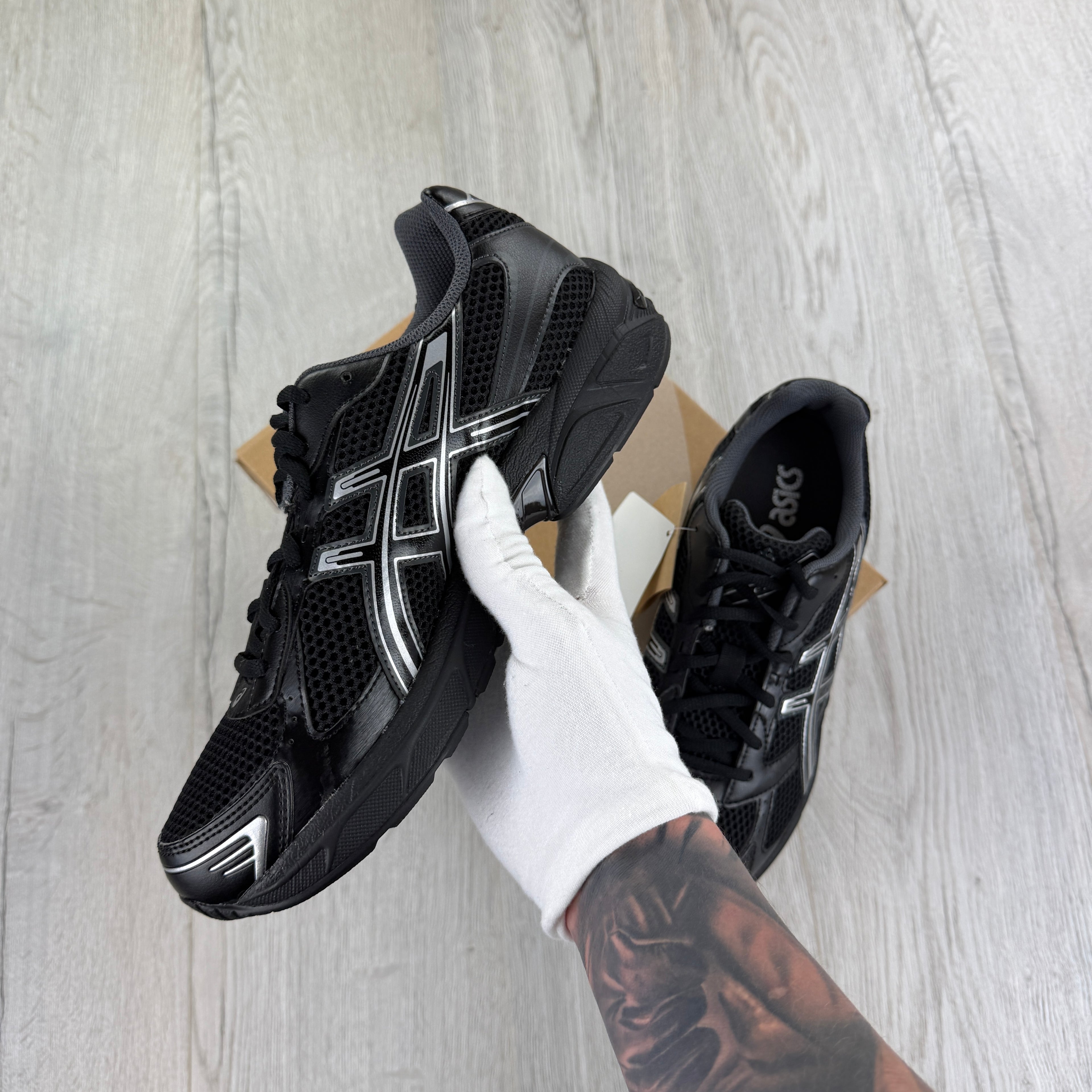 Asics Men’s Black/Pure Silver Trainers