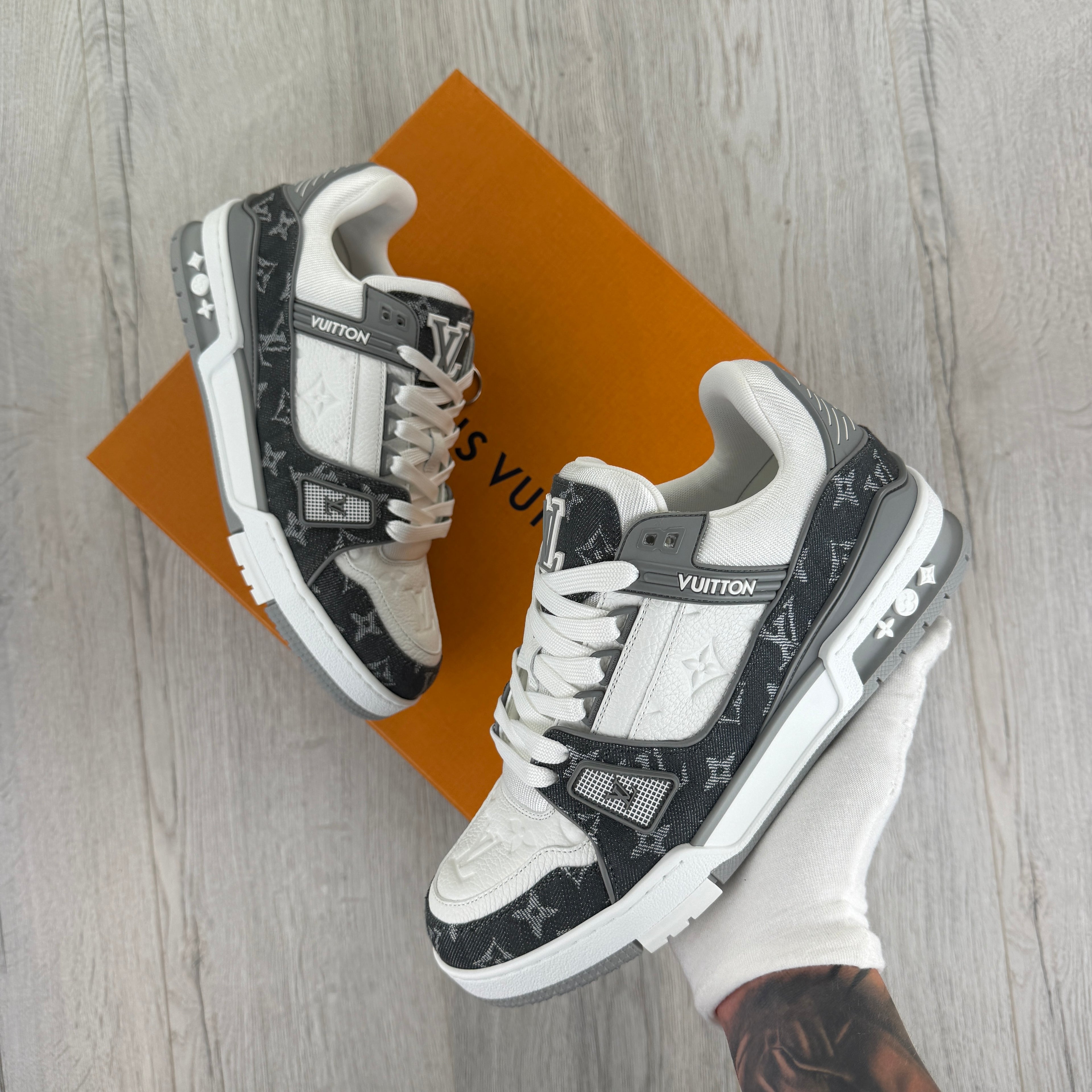 Louis Vuitton Men’s Grey & White Low Trainers - Uk 6.5 (Fit Uk 7/7.5)