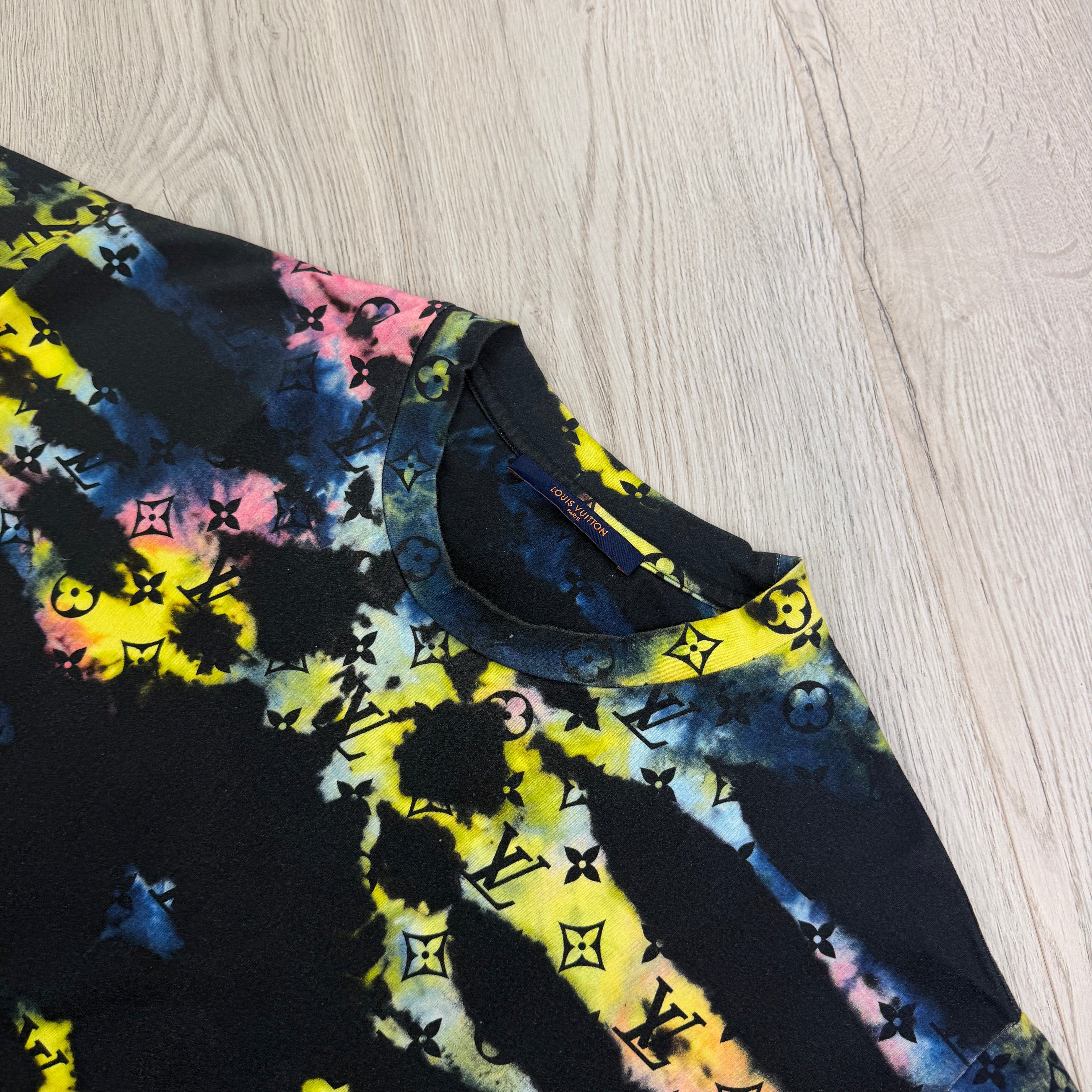Louis Vuitton Men’s Monogram Tie Dye T-shirt - Medium