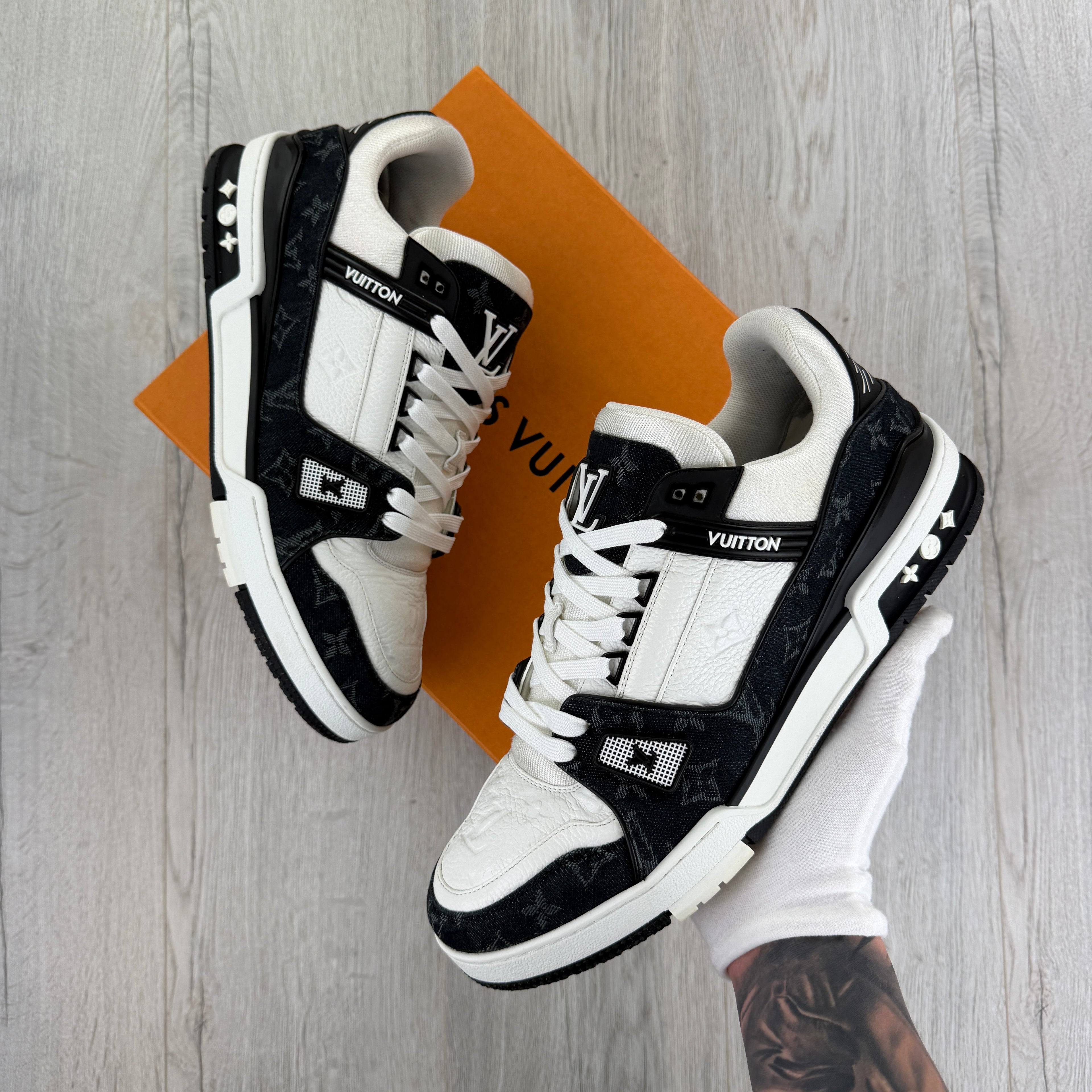 Louis Vuitton Men’s Black & White Low Trainers - Uk 11 (Fit 11.5)