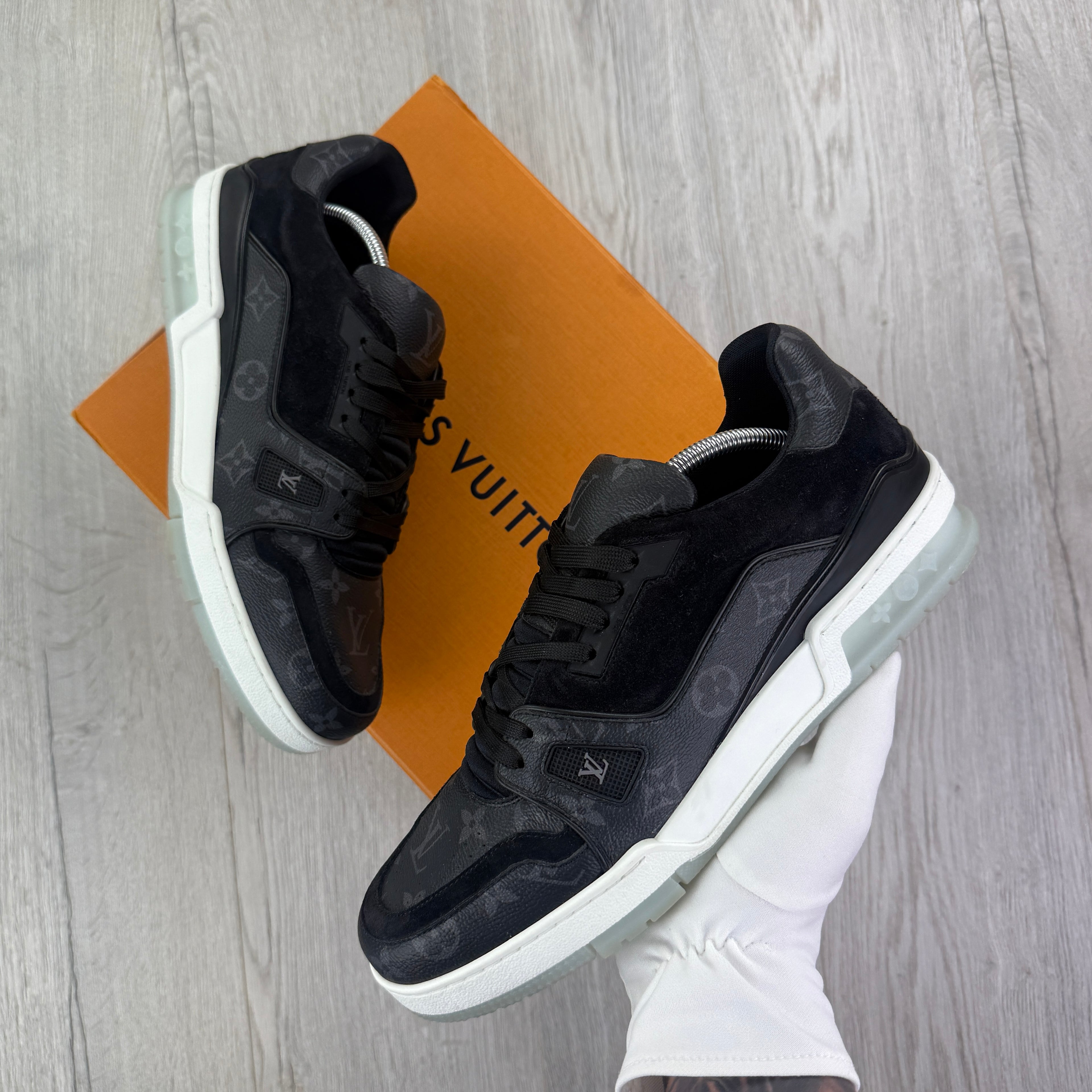 Louis Vuitton Men’s Black Low Trainers - Uk 10 (Fit 11)