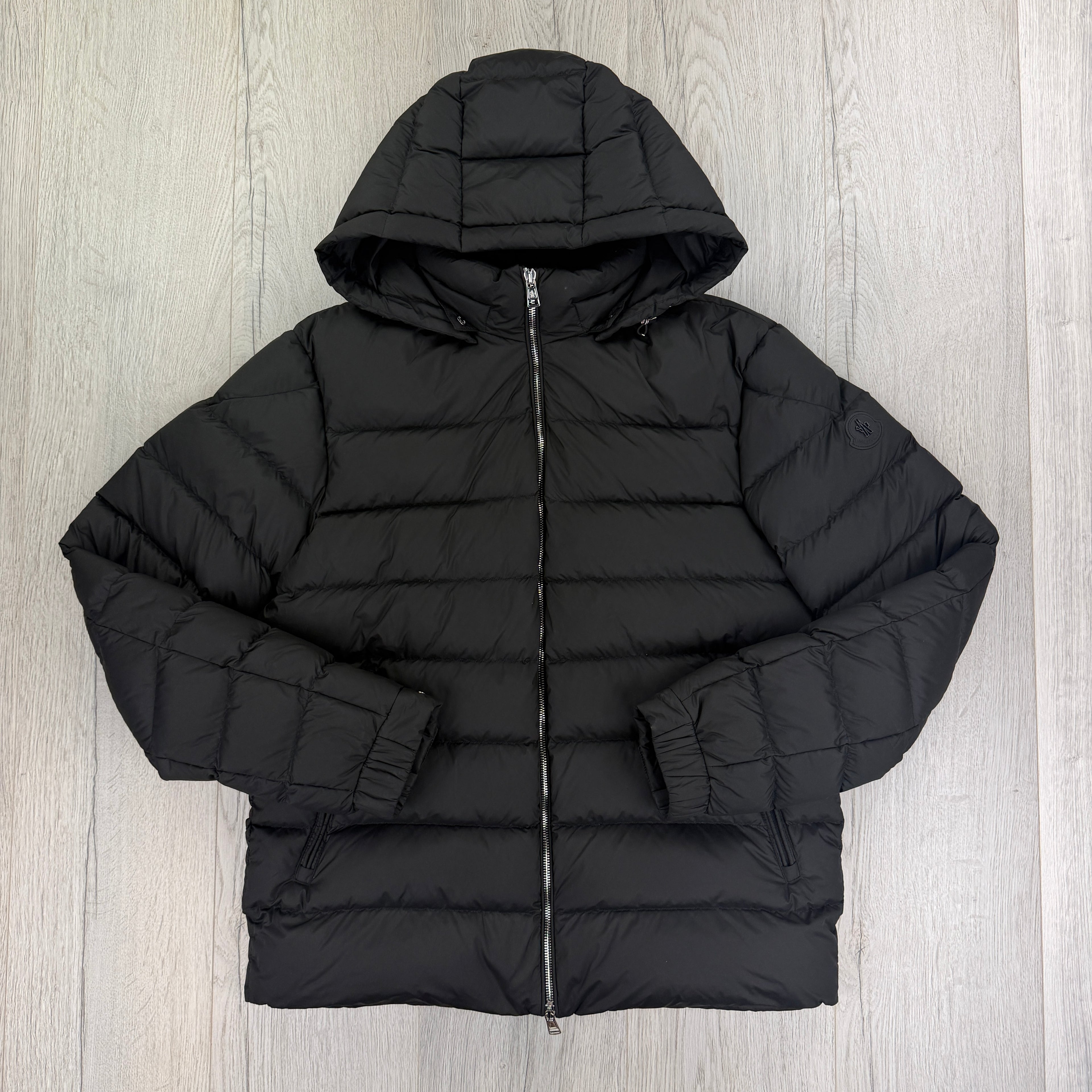 Moncler Arneb Giubbotto Men’s Black Puffer Jacket - Size 3