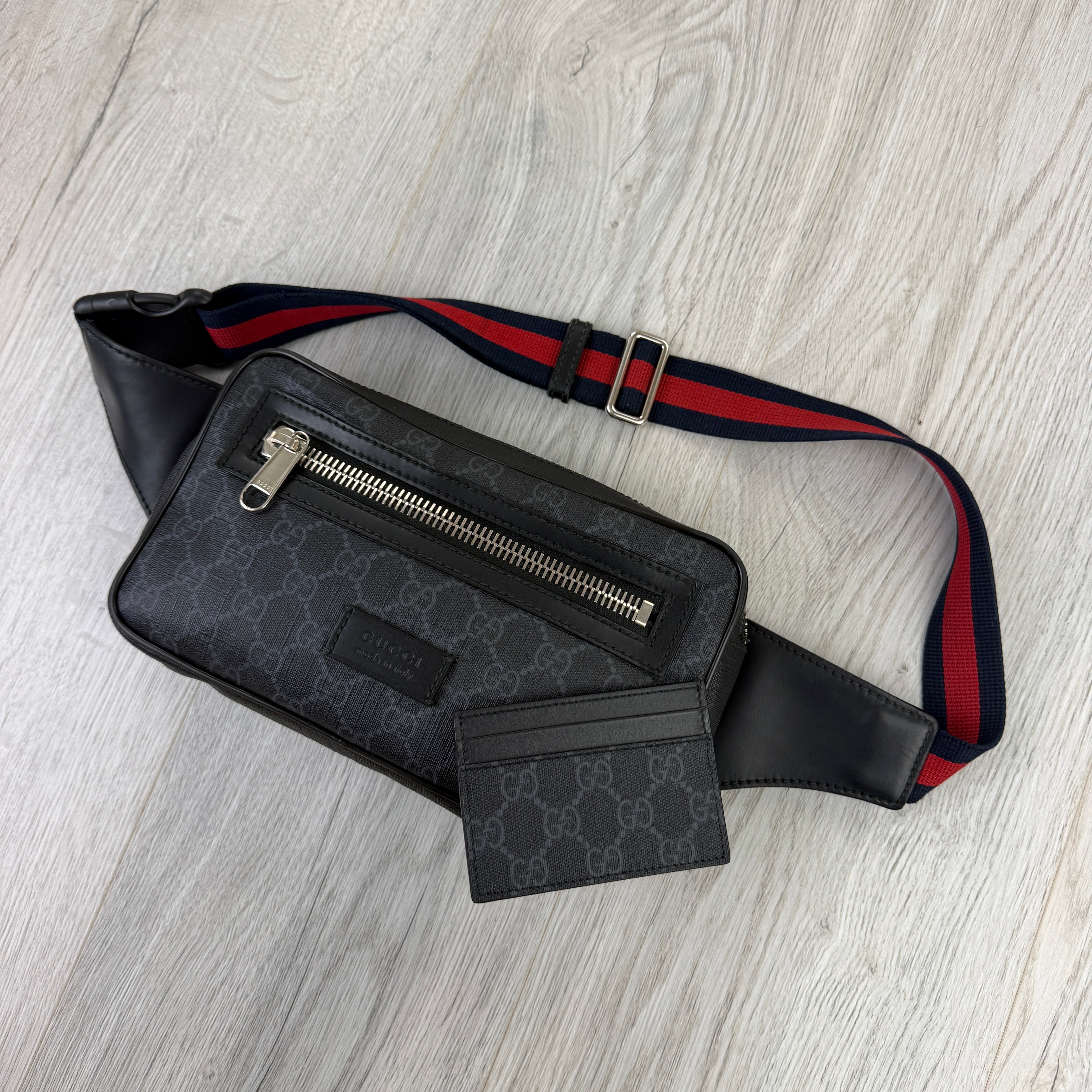 Gucci Men’s GG Black Belt Bag & Card Holder Set