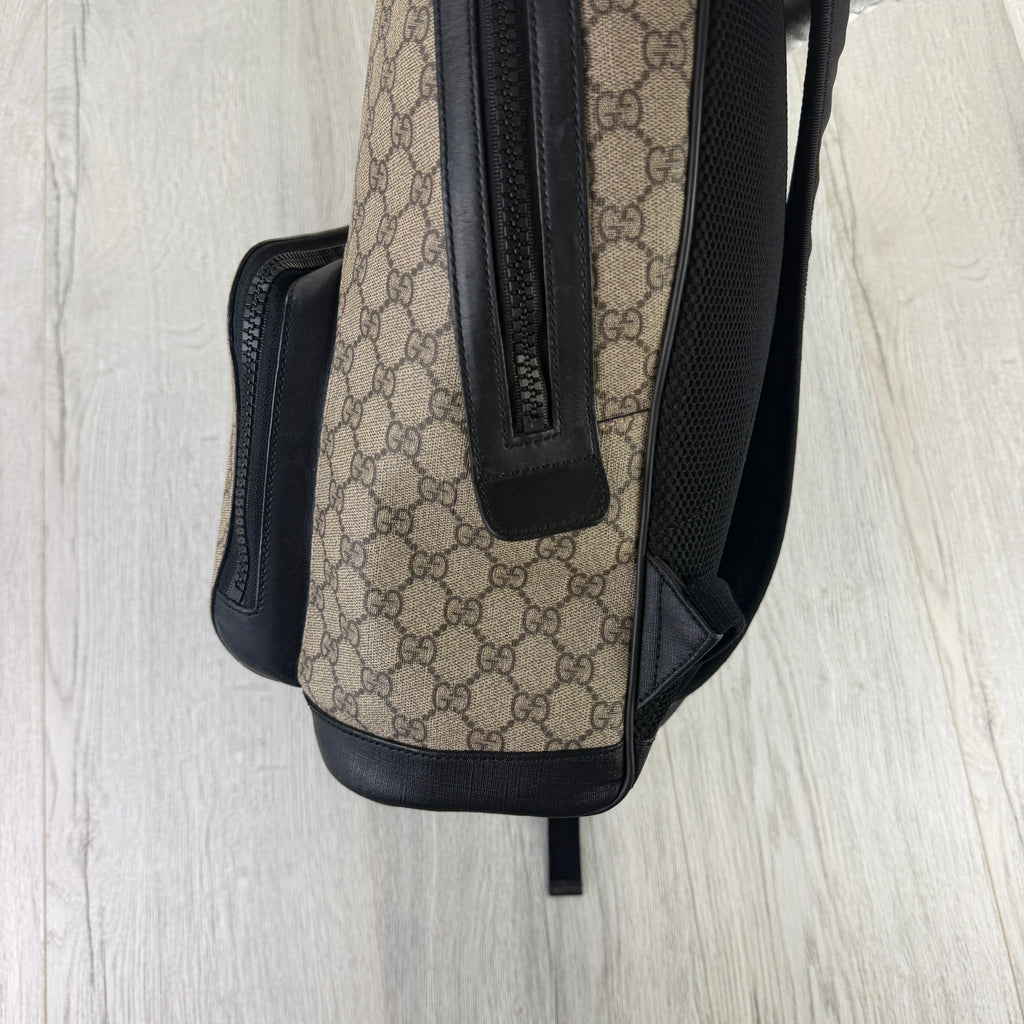 Gucci Men’s Monogram Gucci GG Supreme Backpack