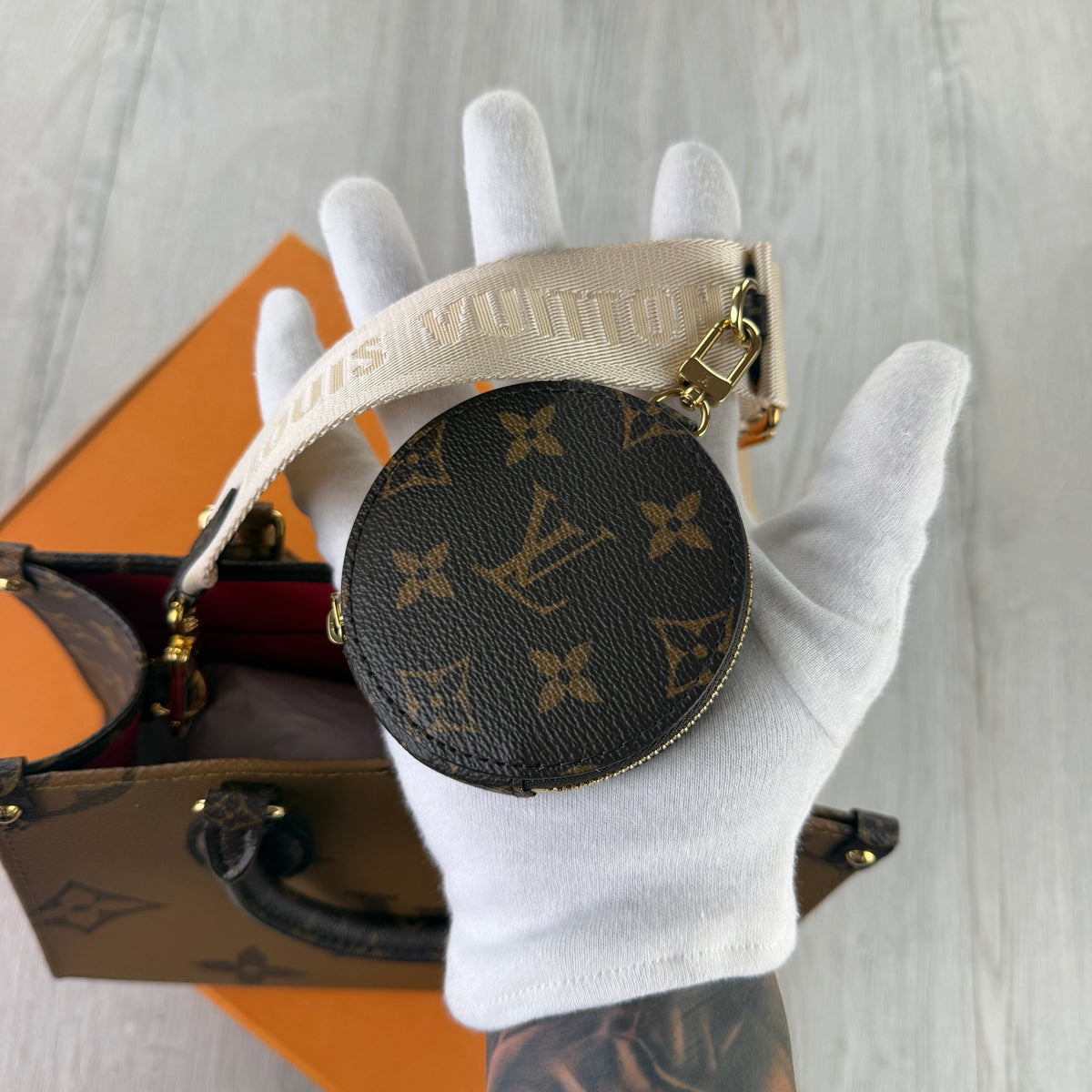 Louis Vuitton Women’s Brown Monogram Reverse OnTheGo PM Bag
