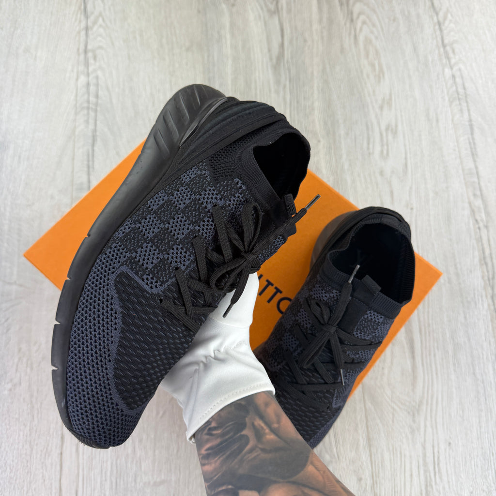 Louis Vuitton Men’s Black Fastline Trainers - Uk 8.5
