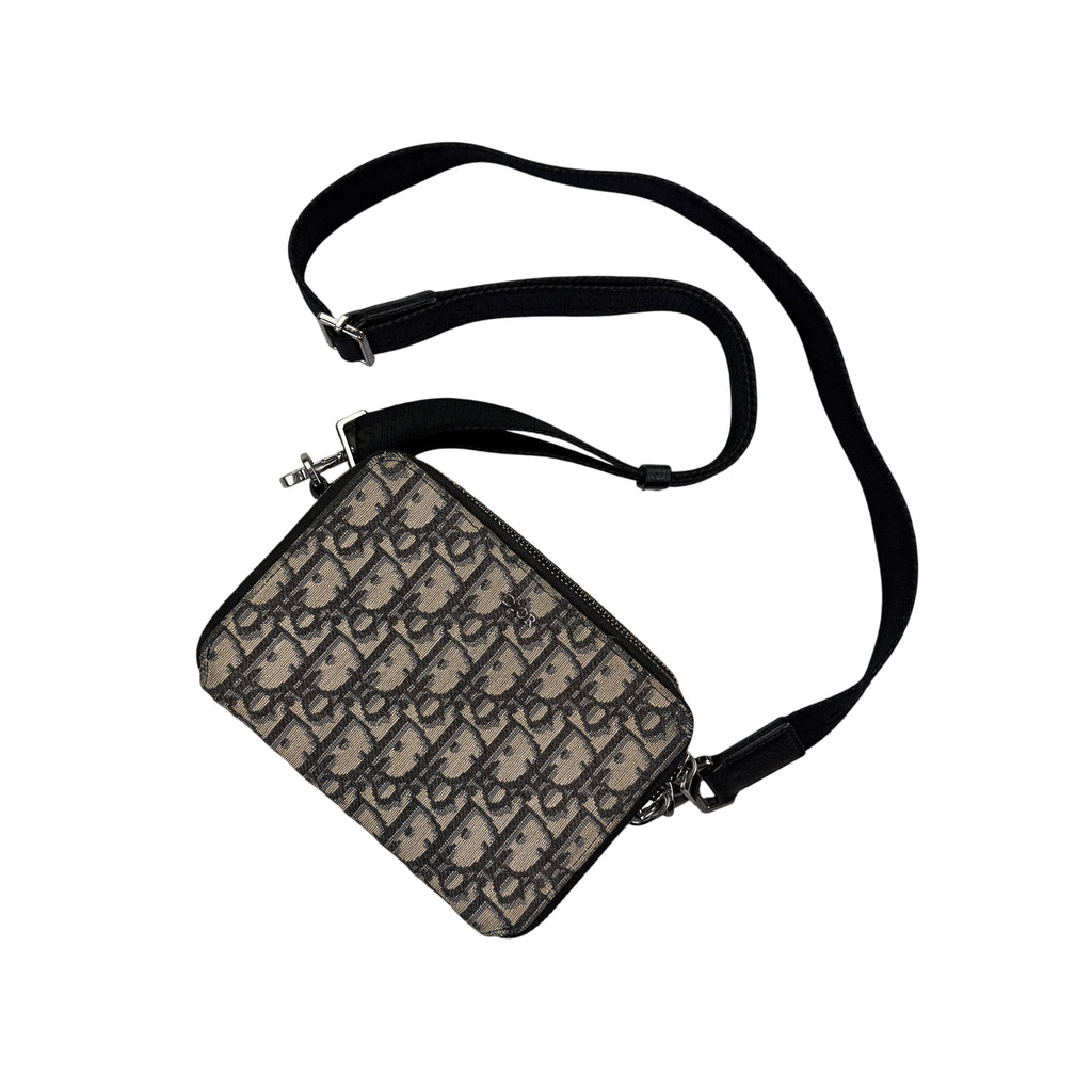 Dior Zipped Pouch With Shoulder Strap Bag