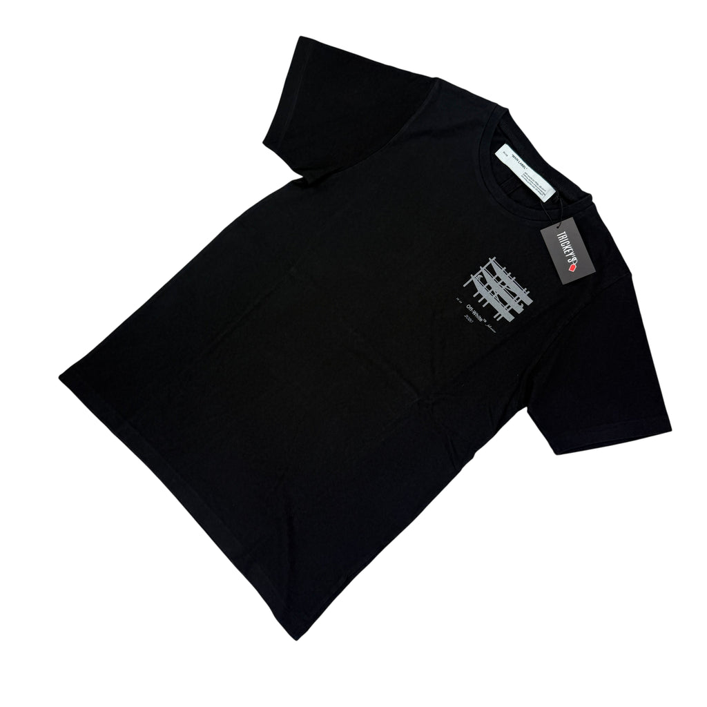 Off White Men’s Black T-shirt - Large