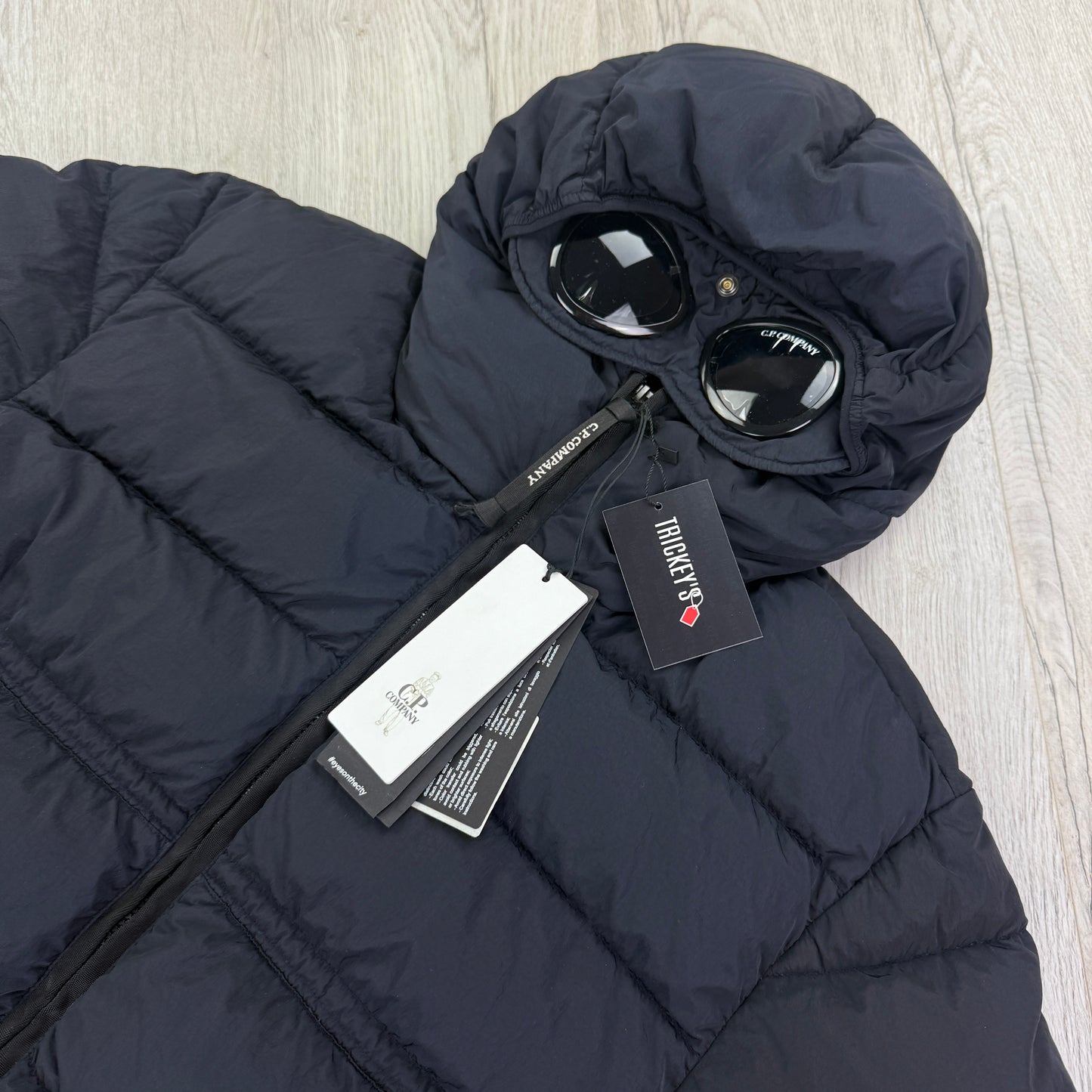 Cp Company Men’s Navy Chrone-R Down Jacket - Small