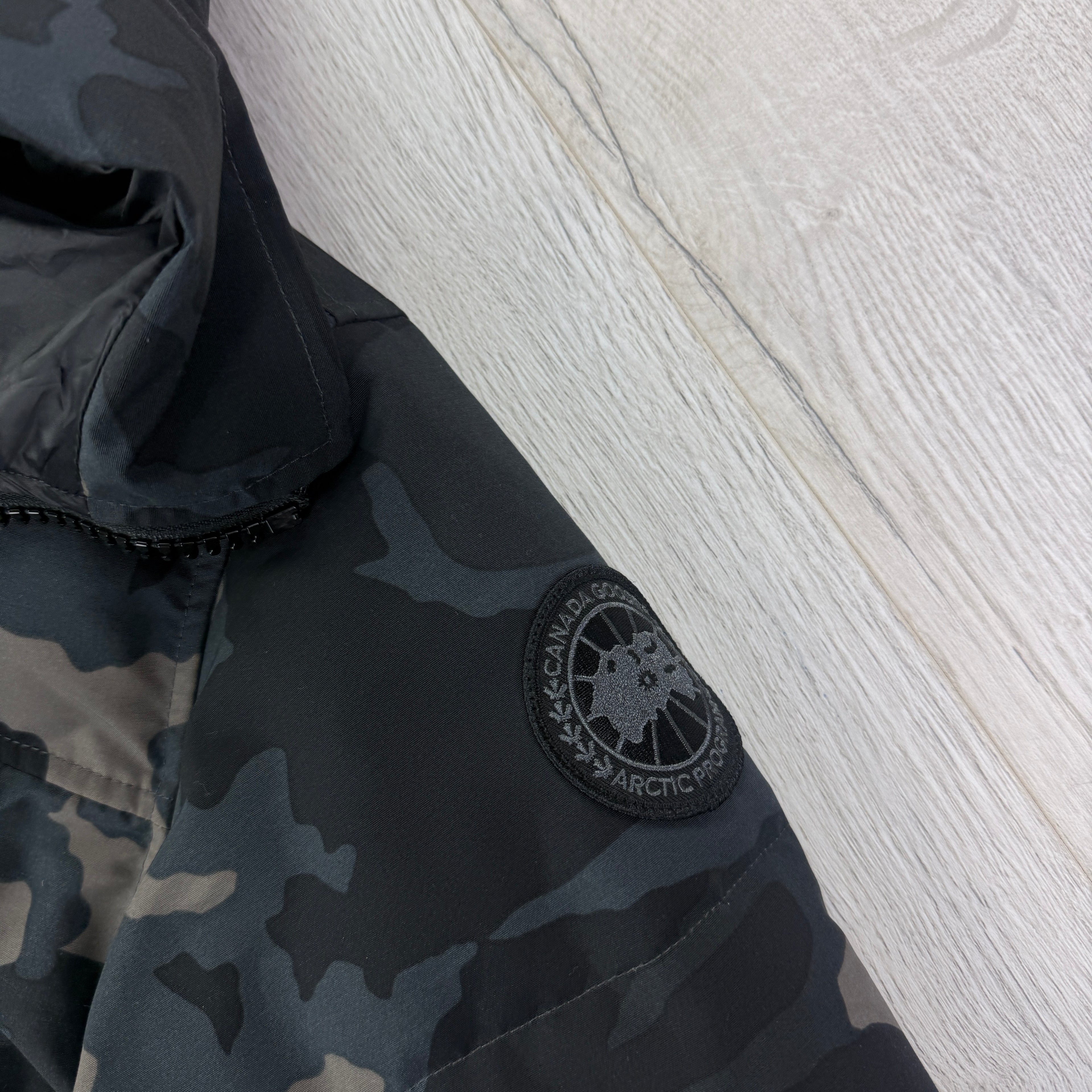 Canada Goose Men’s Camo Black Badge MacMillan - Medium