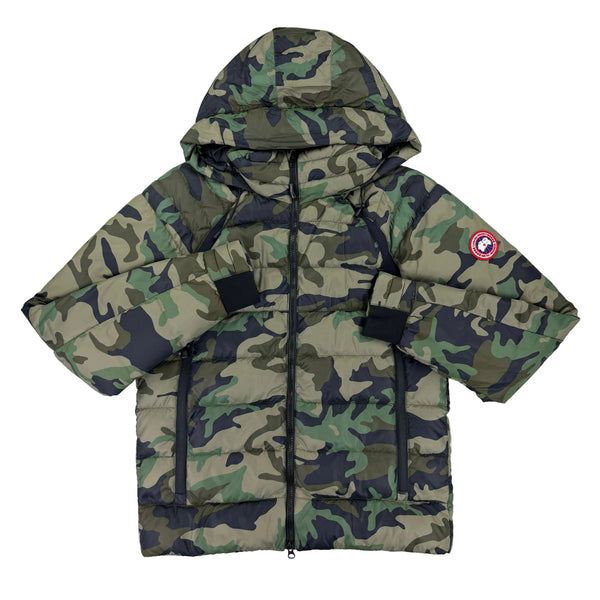 Canada Goose Men’s camouflage Puffer Jacket - Medium