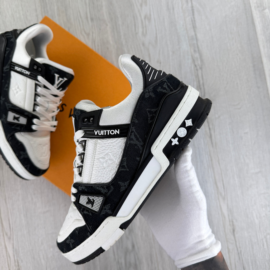 Louis Vuitton Men’s Black & White Low Trainers - Uk 7 (Fit Uk 8)