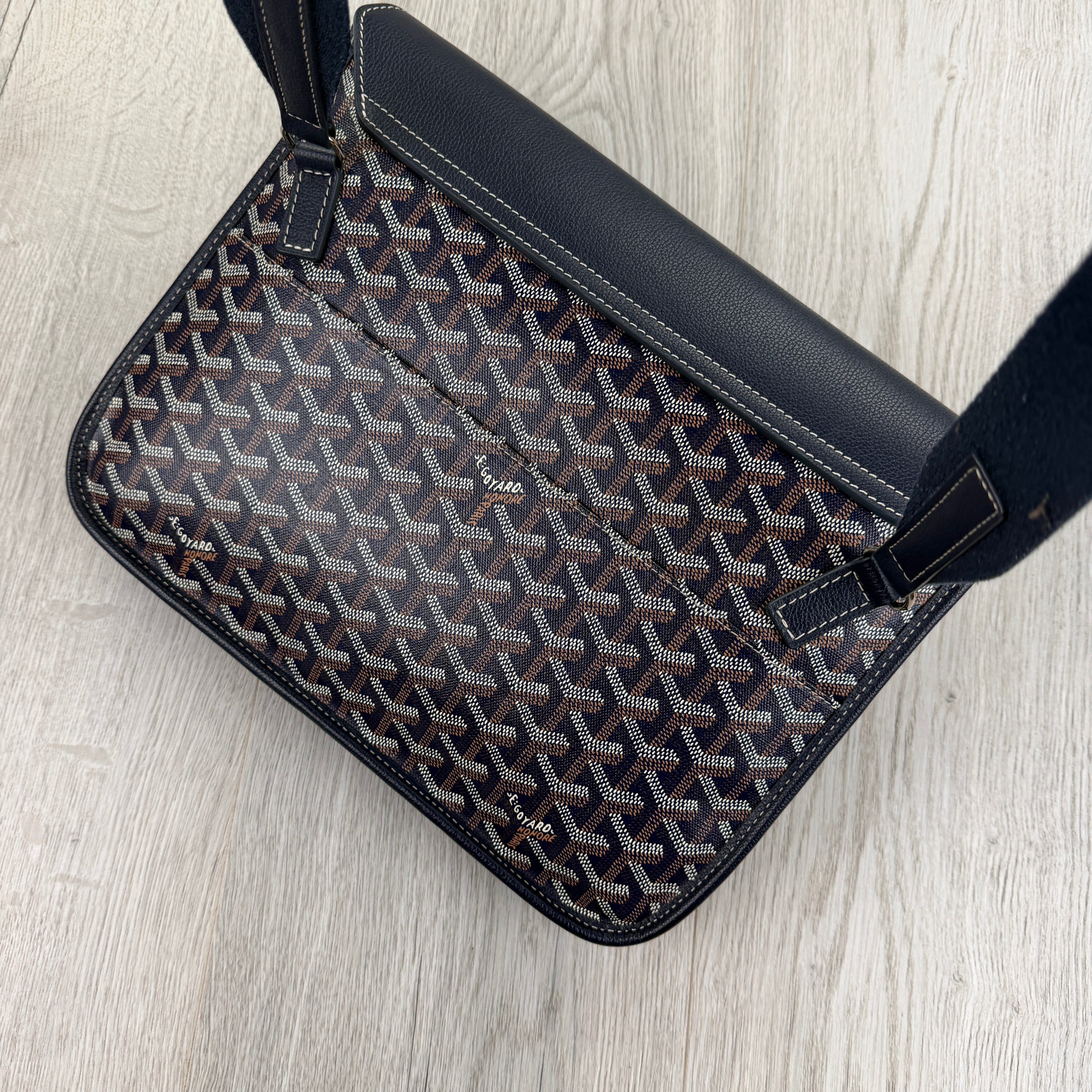 Goyard Men’s Navy Coursier Messenger Bag