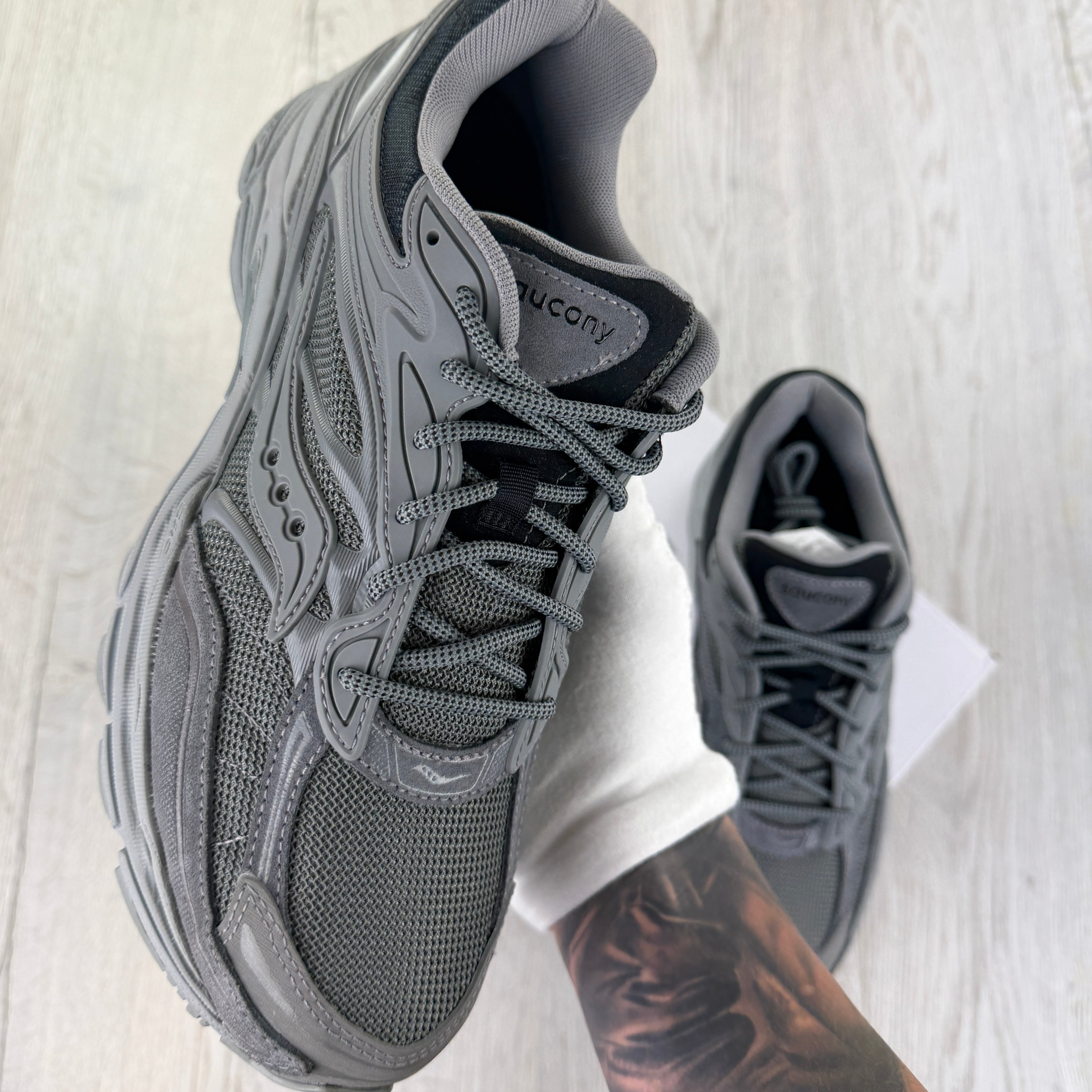 Saucony Men’s Grey Trainers - Uk 9
