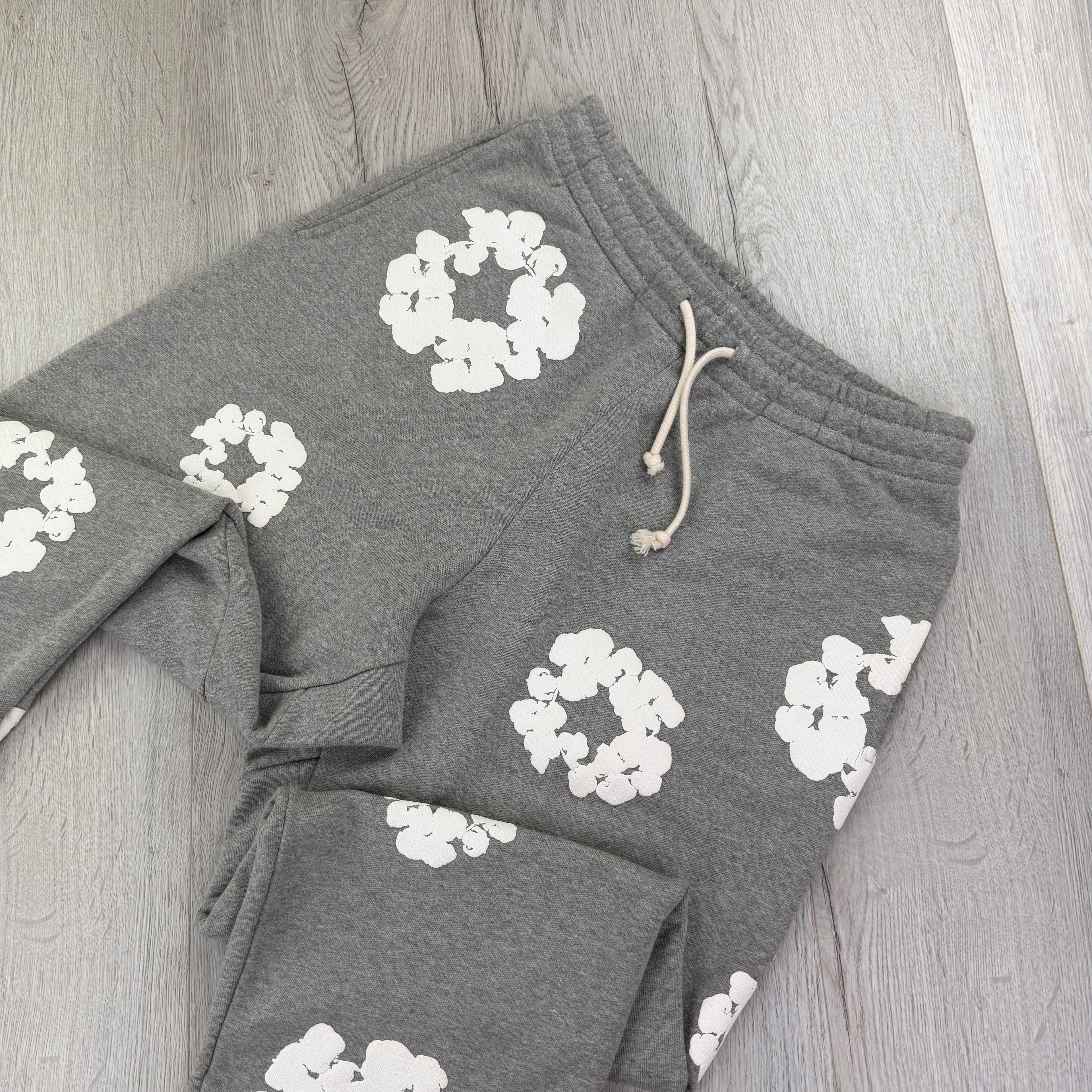 Denim Tears Men’s Grey Joggers - Medium