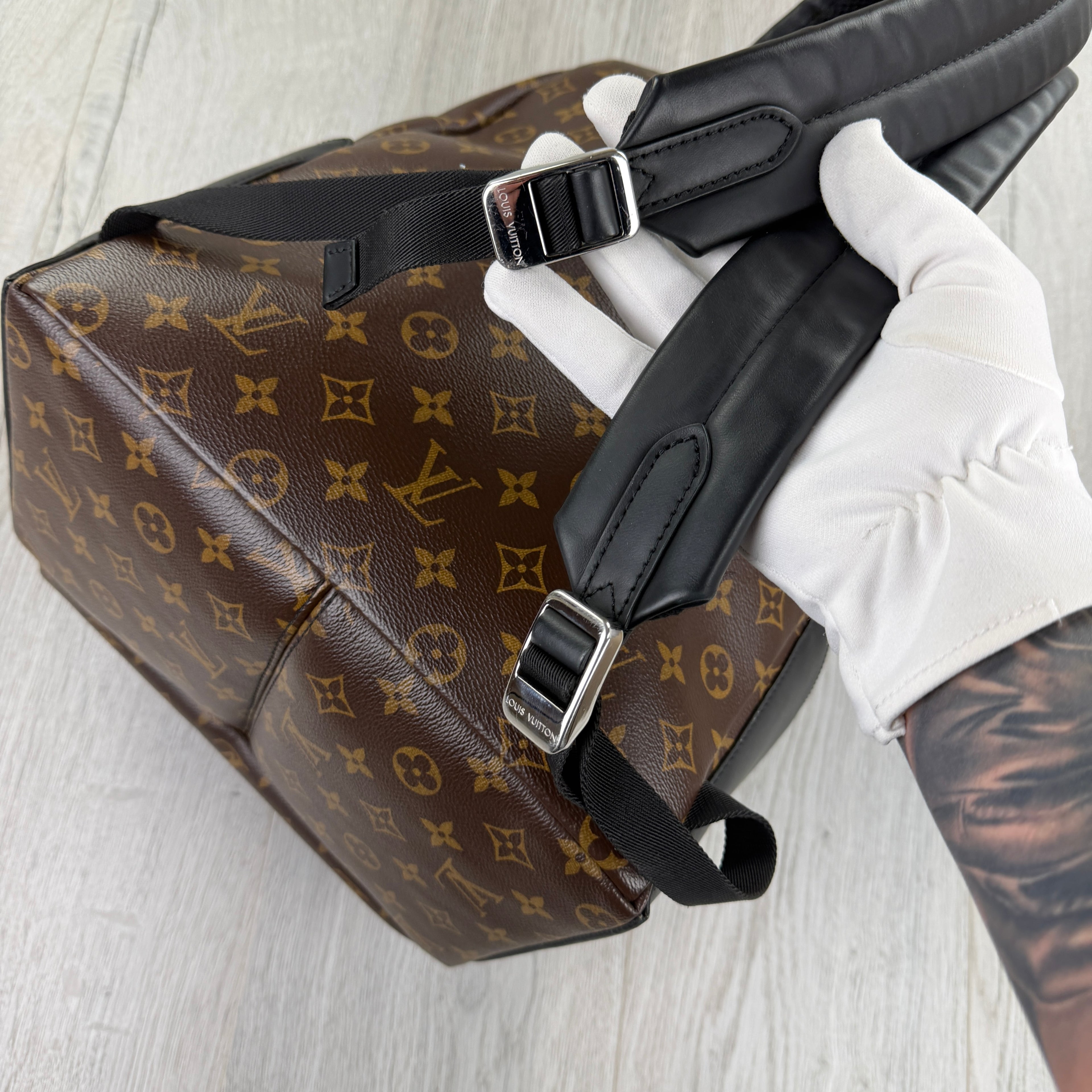 Louis Vuitton Discovery PM Brown Monogram Backpack