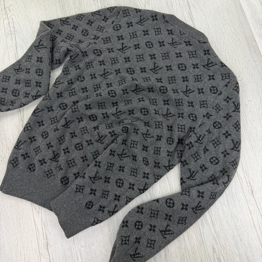 Louis Vuitton Men’s Grey Crewneck Cashmere Jumper - Medium