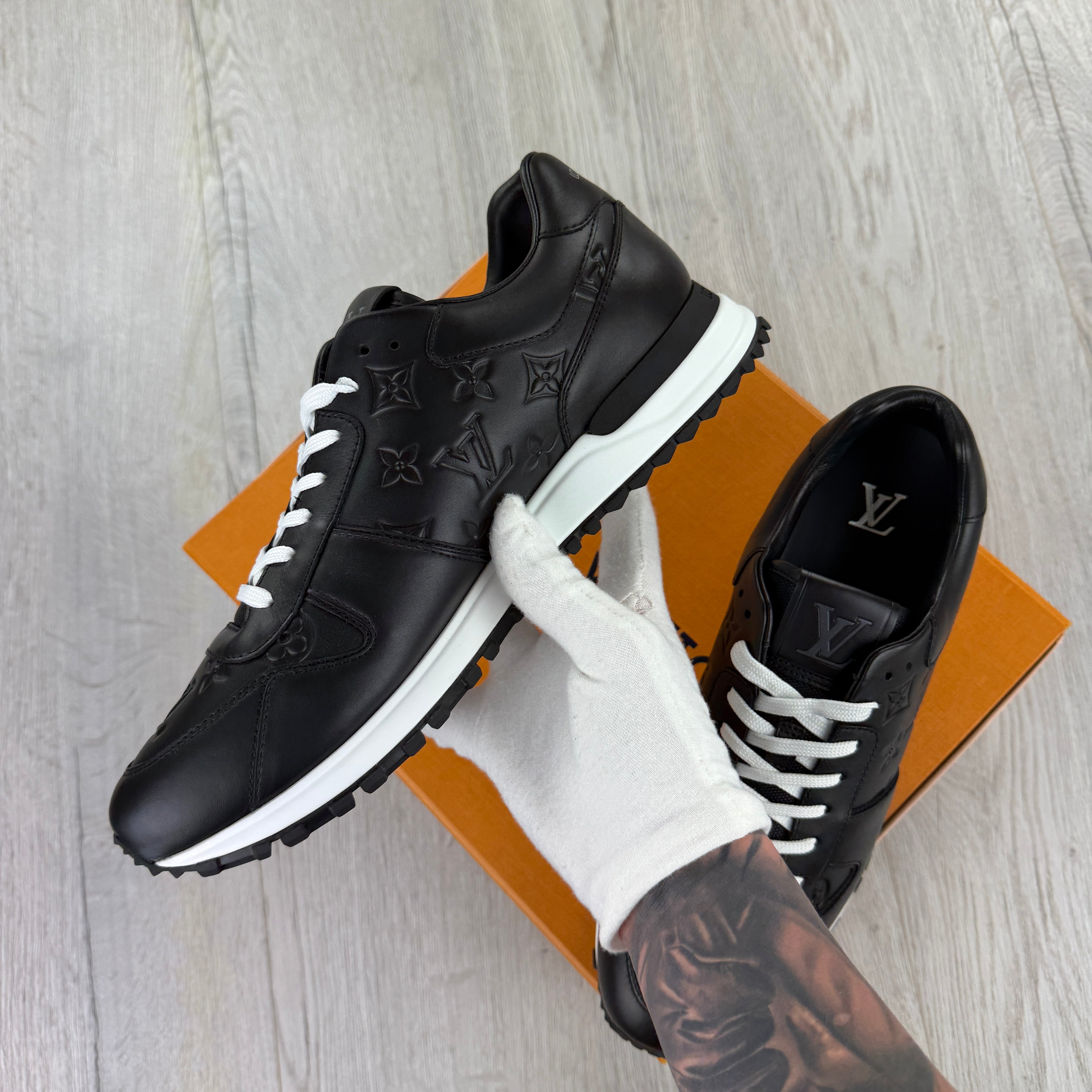 Louis Vuitton Men’s Black Leather Run Away Trainers - Uk 10