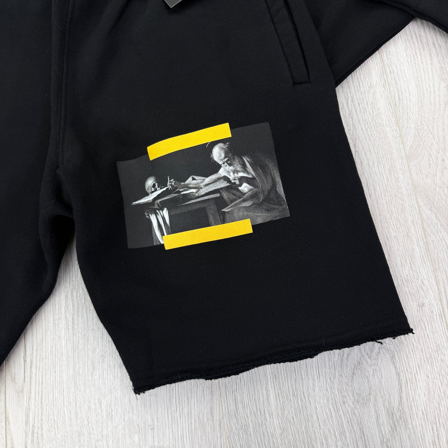 Off White Men’s Black Jumper & Shorts Set - Small
