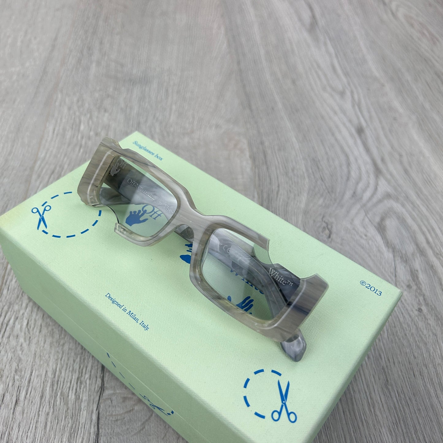 Off White Grey Cady Cutout Rectangular-Frame Acetate Sunglasses