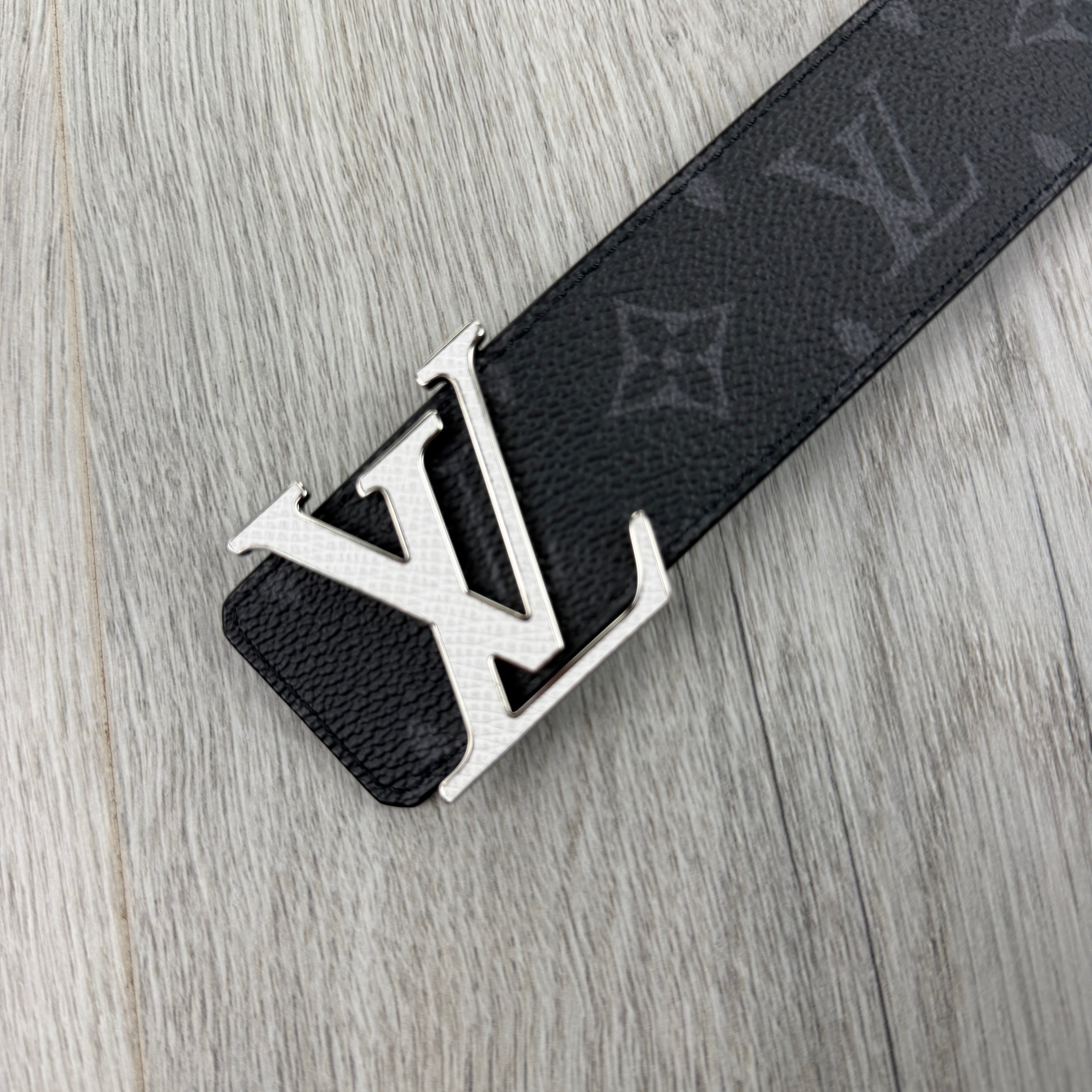 Louis Vuitton Men’s Black & White Leather Monogram Belt - 100 (Uk 30-36)