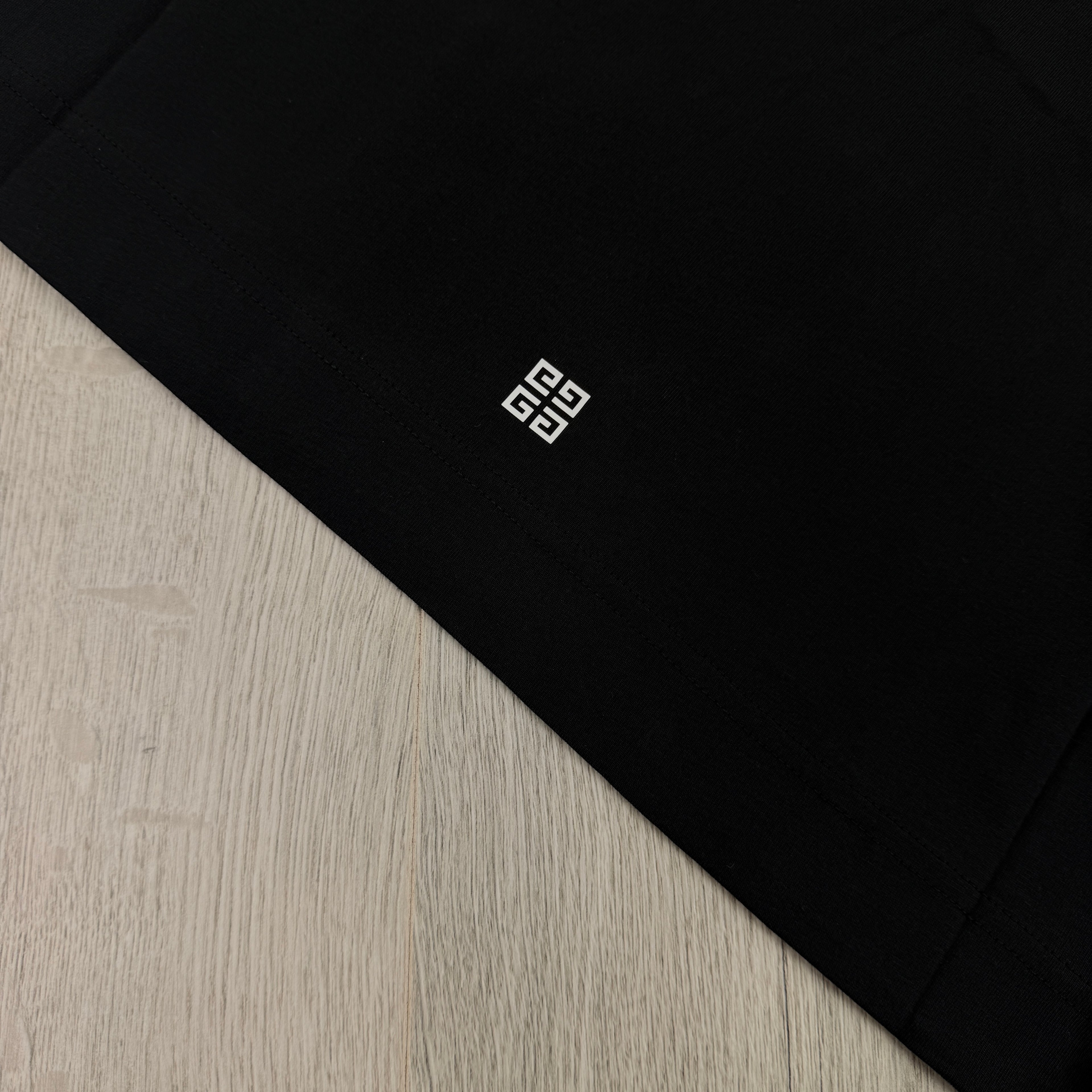 Givenchy Men’s Black Trap Effect T-shirt - Oversized
