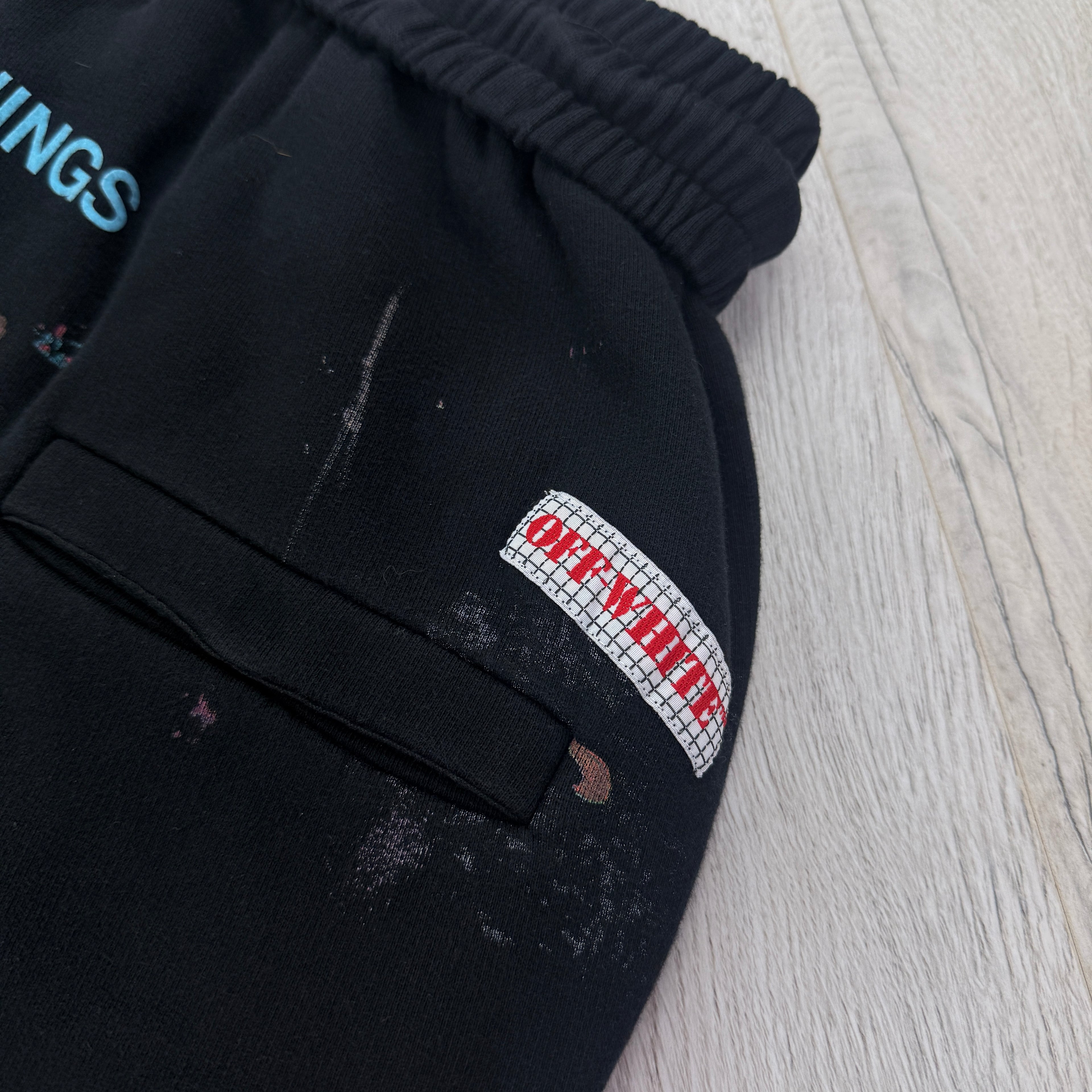 Off White Men’s Distressed ‘Seeing Things’ Jersey Shorts - Medium