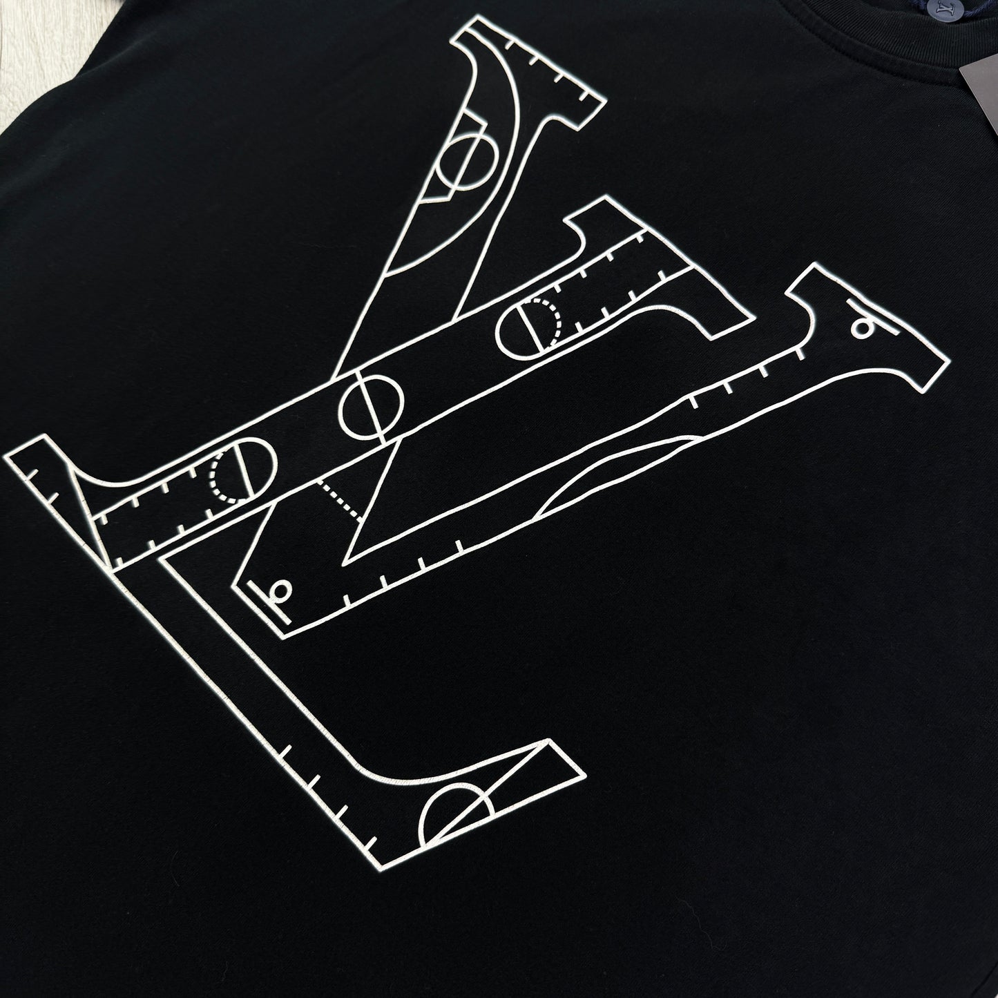 Louis Vuitton x NBA ‘ASSO CIATION’ Black T-shirt - Small