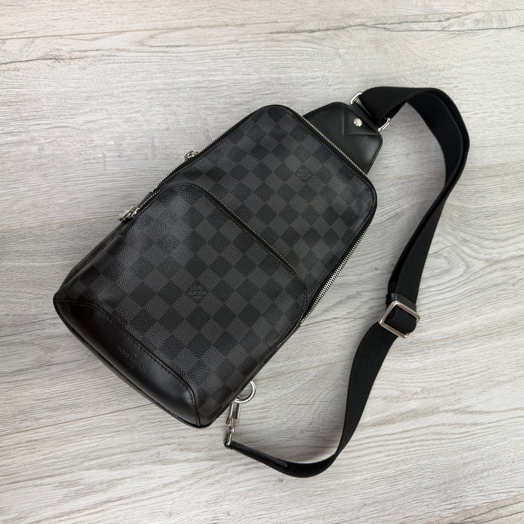 Louis Vuitton Men’s Damier Avenue Sling Side Bag