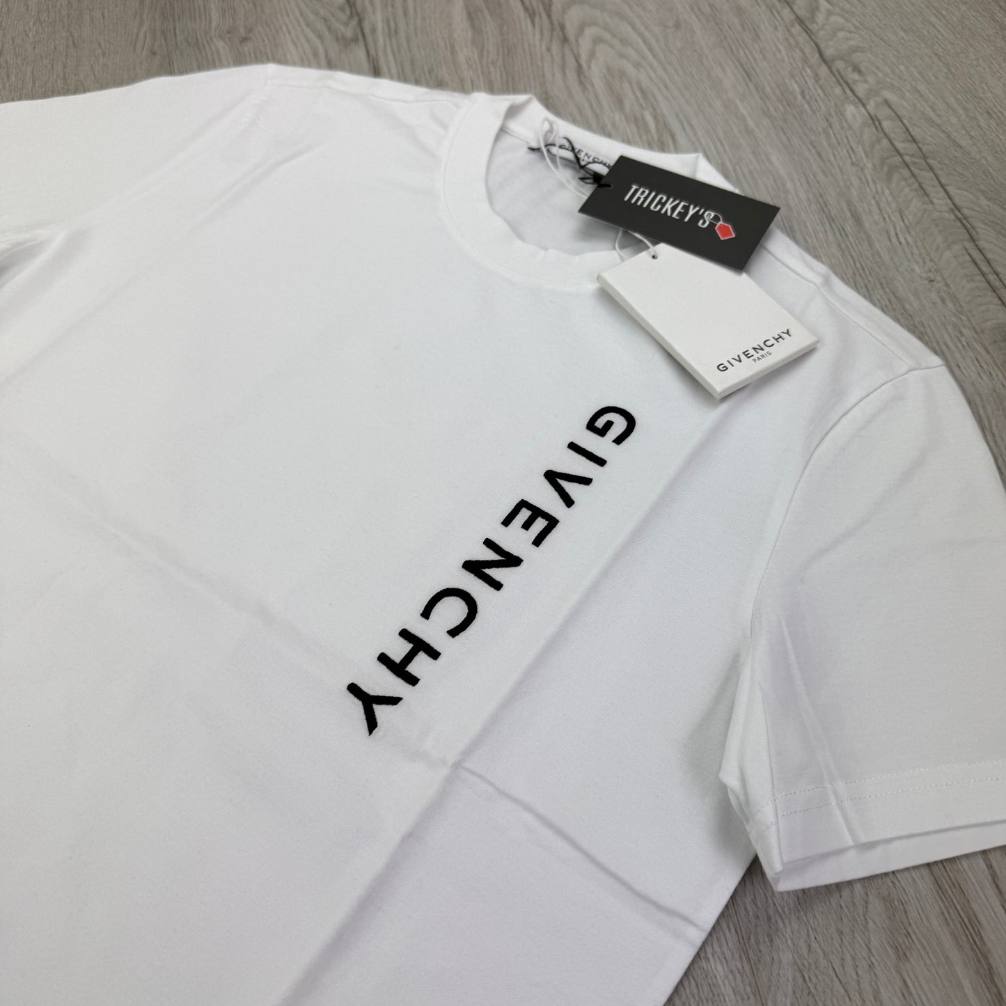 Givenchy Men’s White T-shirt Embroidered Logo