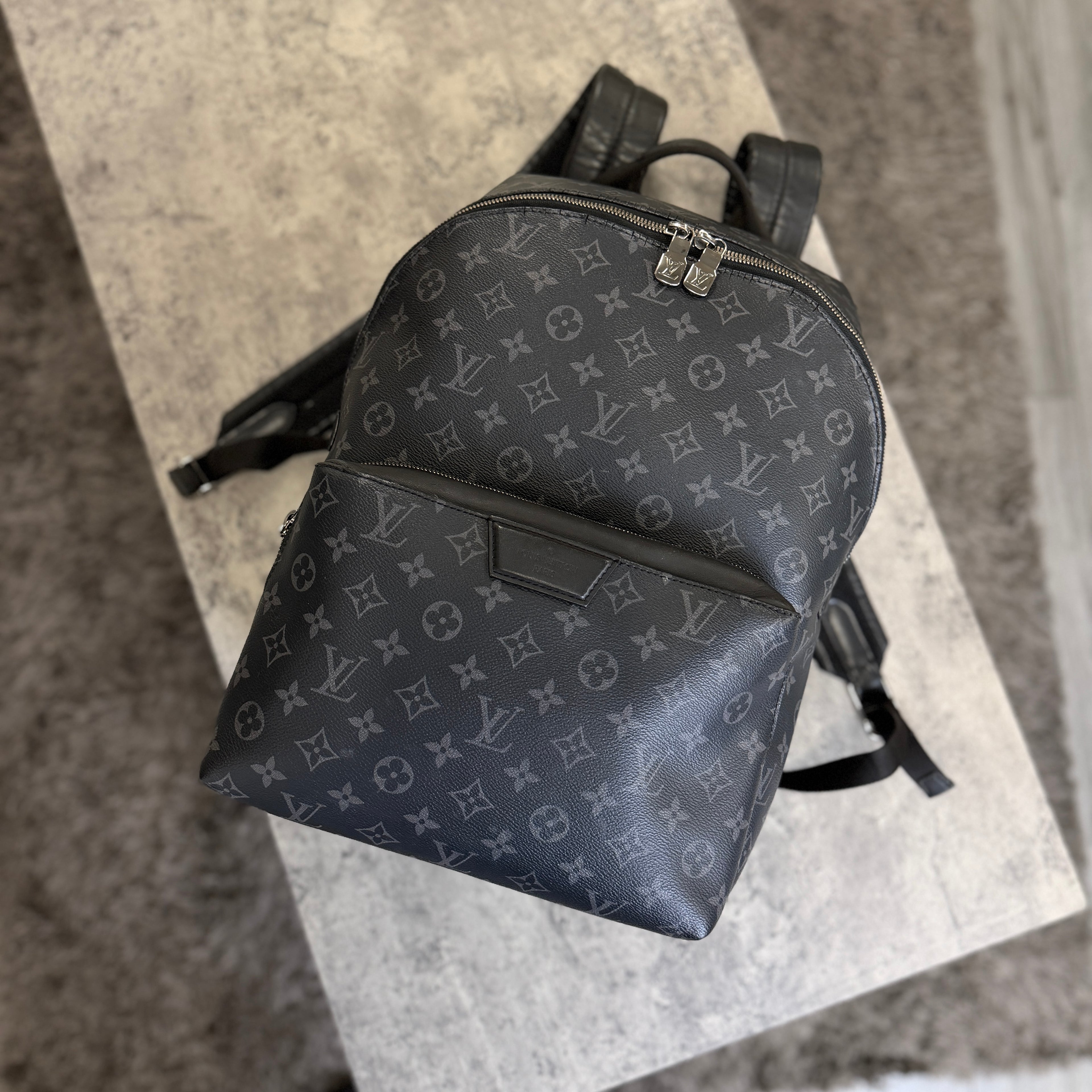 Louis Vuitton Men’s Black Monogram Discovery Backpack