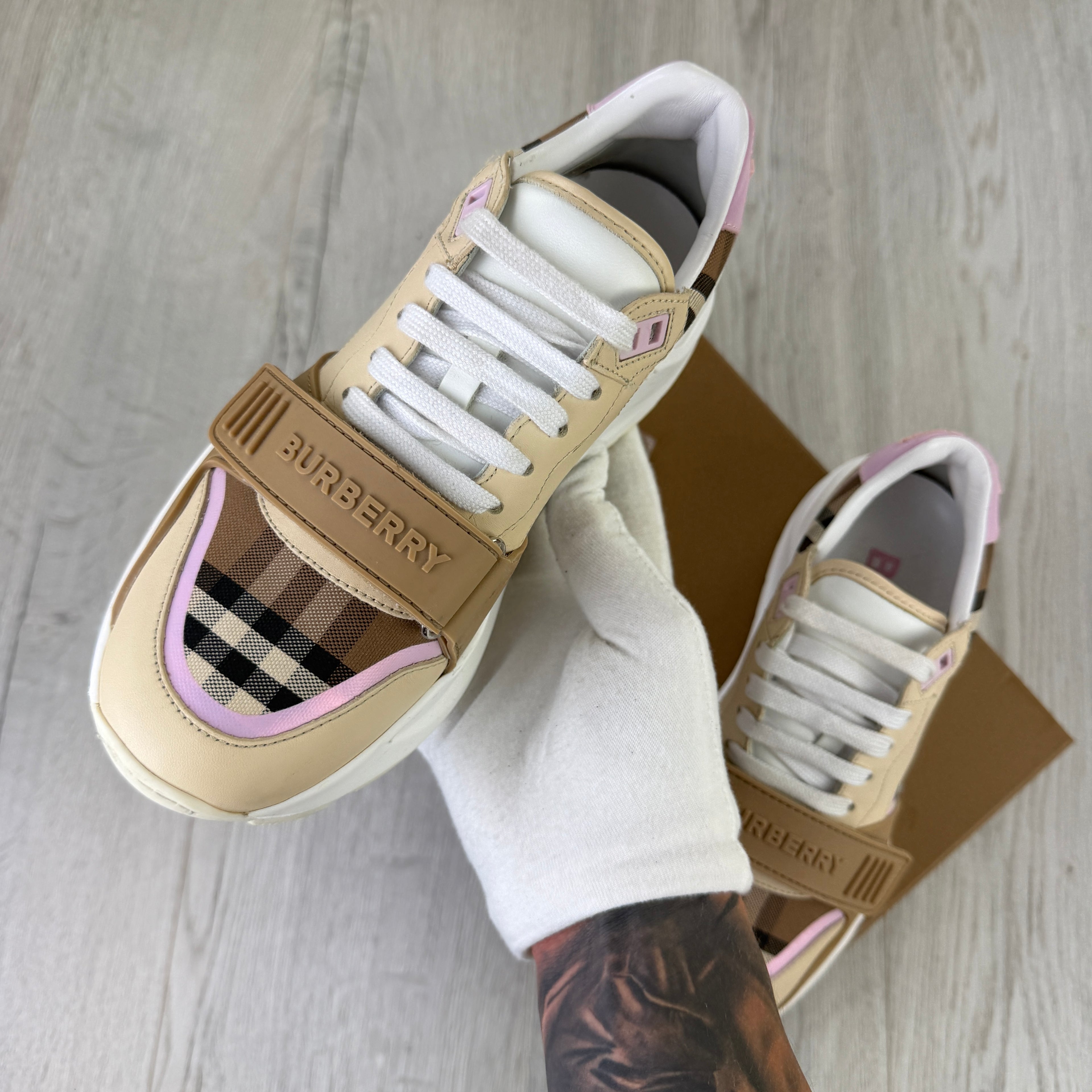 Burberry Women’s Ramsey Check Trainers - Uk 5.5