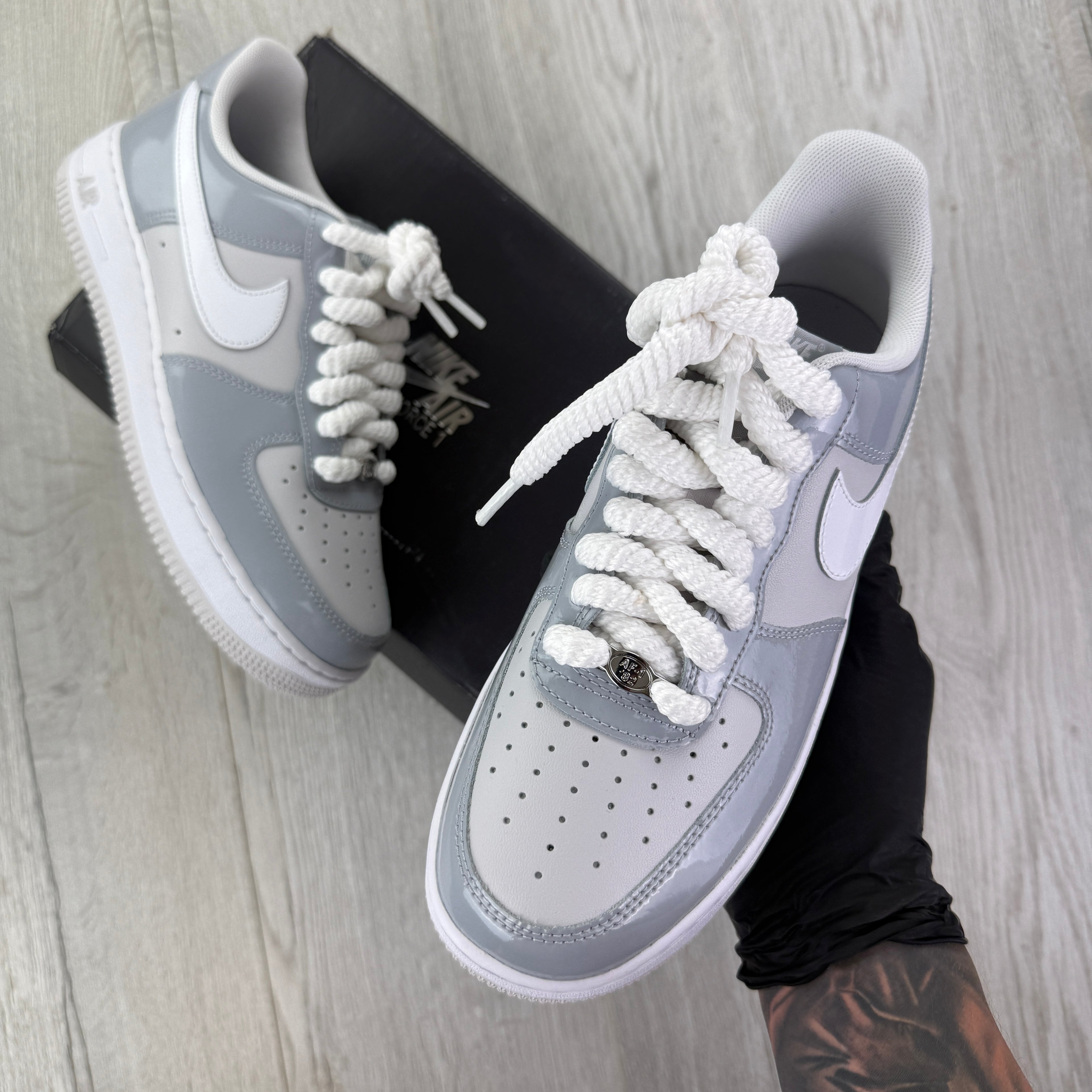 Nike Men’s Air Force 1 ‘07 LV8 Wolf Grey Trainers - Uk 7