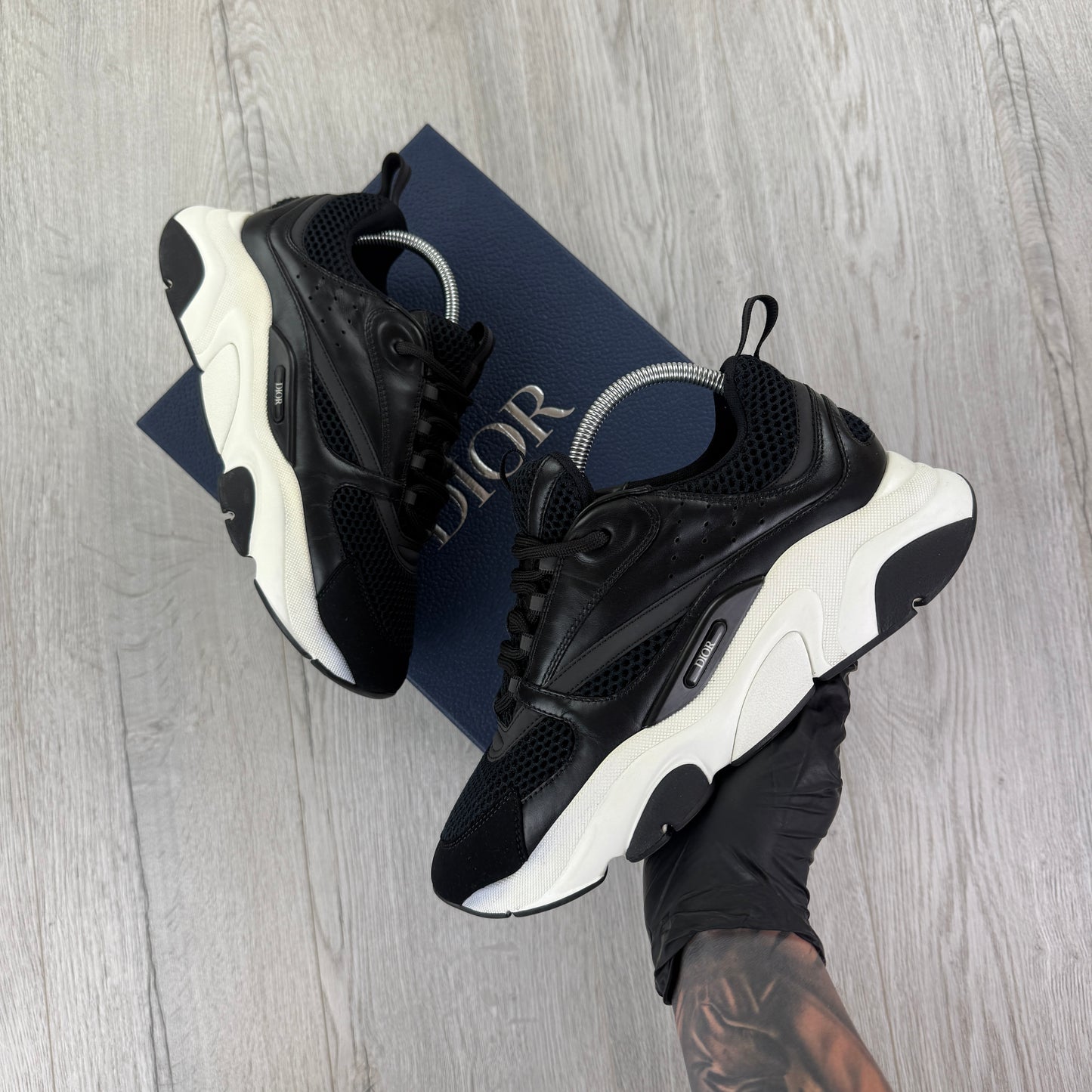Dior B22 Men’s Black & White Trainers - 41 (Fit Uk 7)