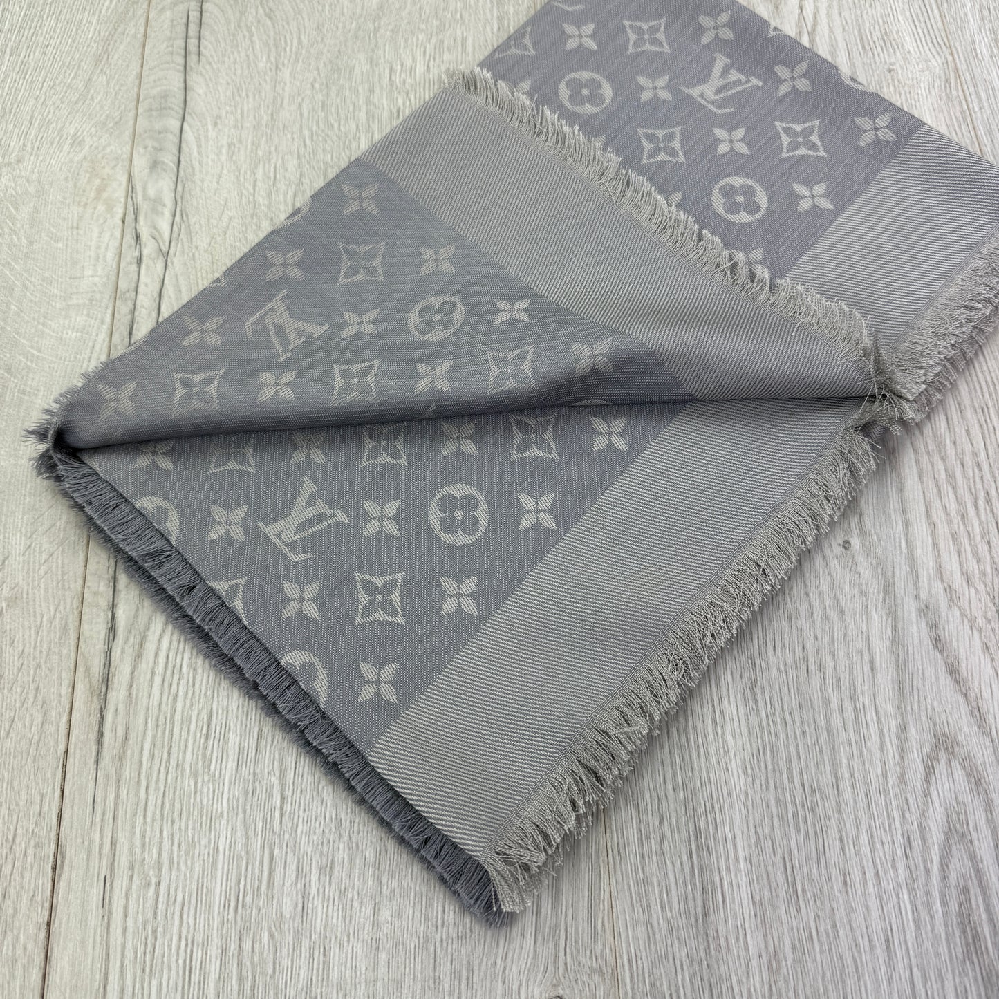 Louis Vuitton Shawls Monogram Shine Style Scarf