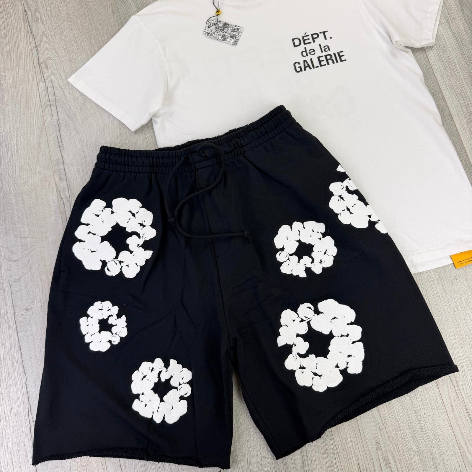 Gallery Dept Men’s White T-shirt & Denim Tears Shorts Set