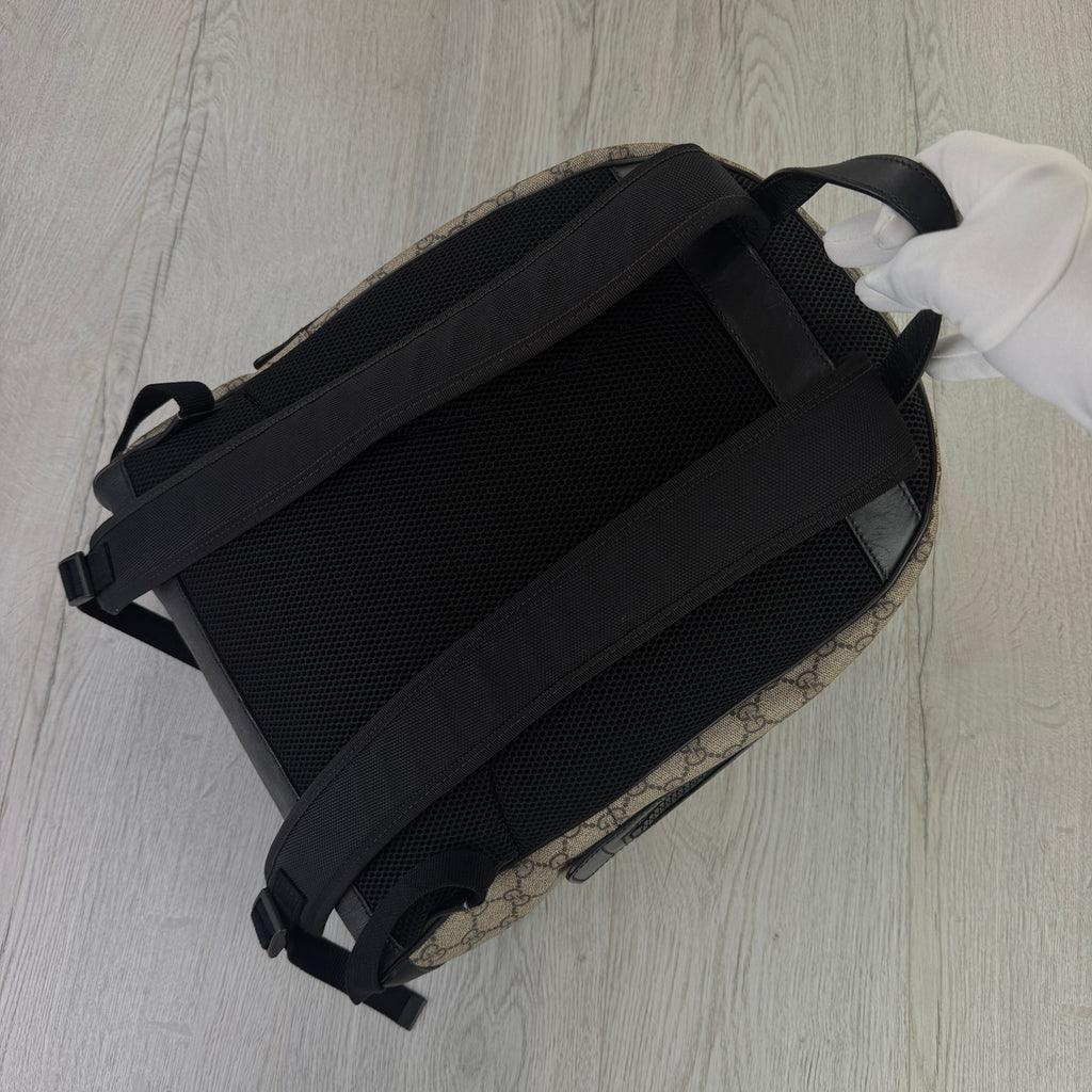 Gucci Men’s Monogram Gucci GG Supreme Backpack