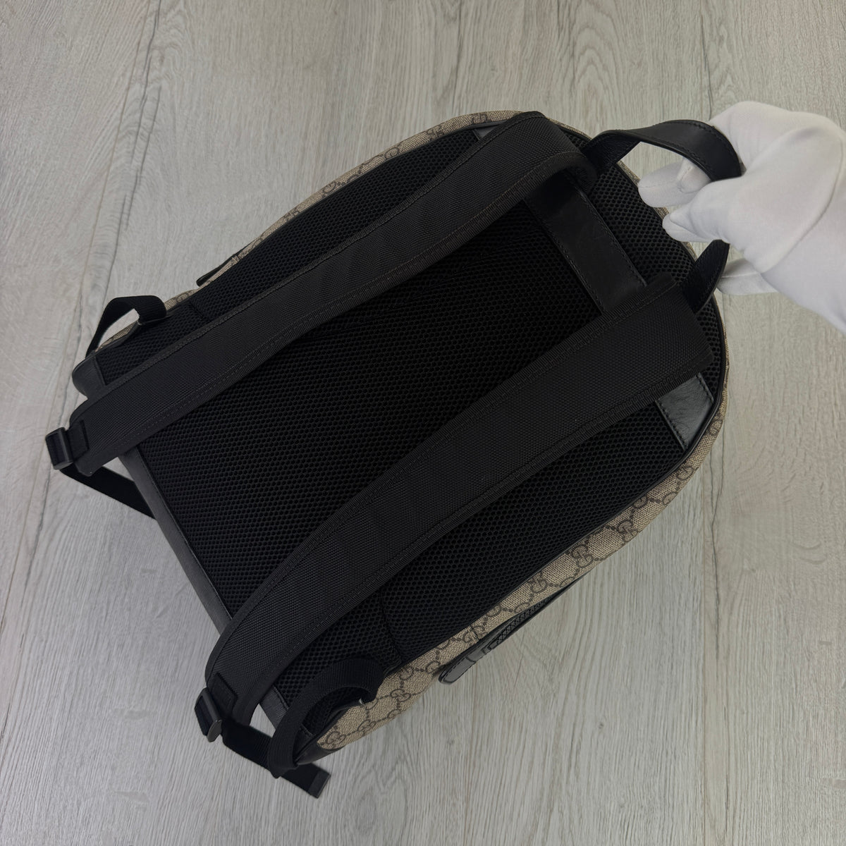 Gucci Men’s Monogram Gucci GG Supreme Backpack