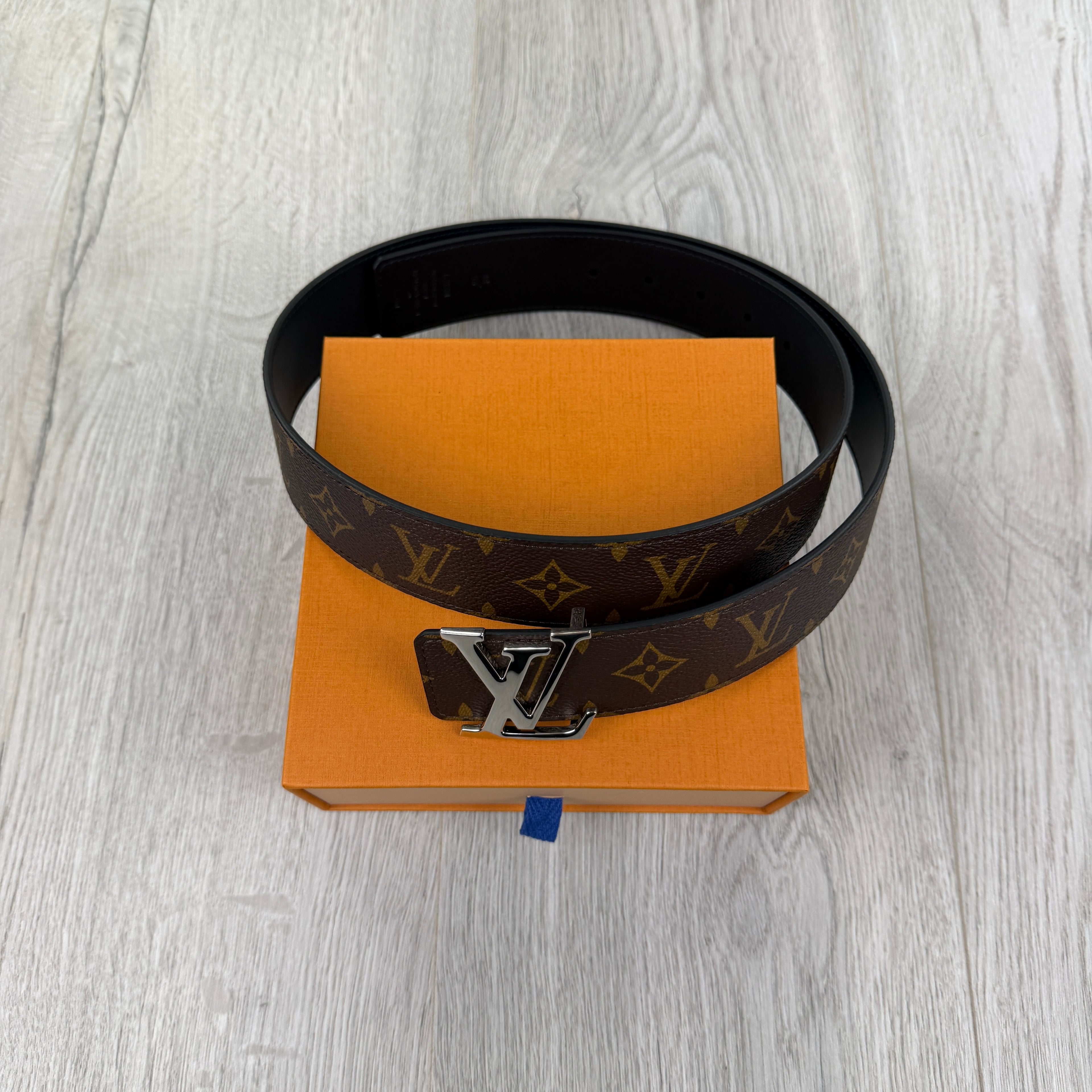 Louis Vuitton Men’s Reversible Brown Monogram / Black 40MM Silver Belt