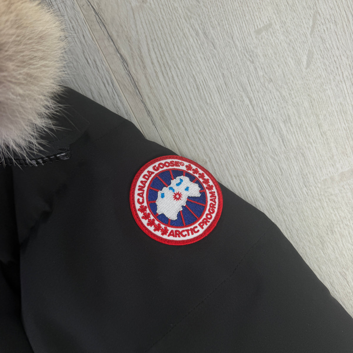 Canada Goose Men’s Black Carson Parker Jacket - Small