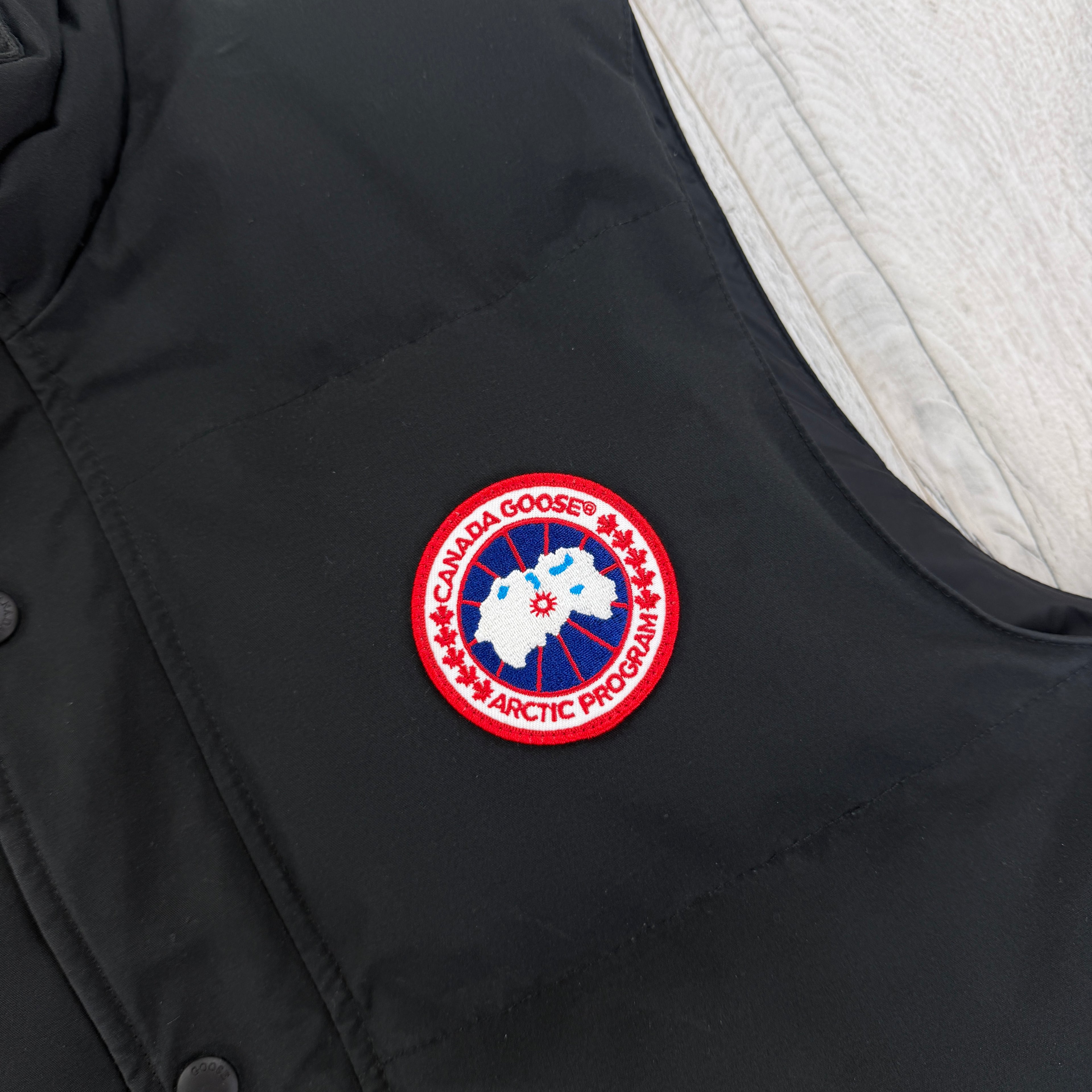 Canada Goose Men’s Black Bodywarmer - Large