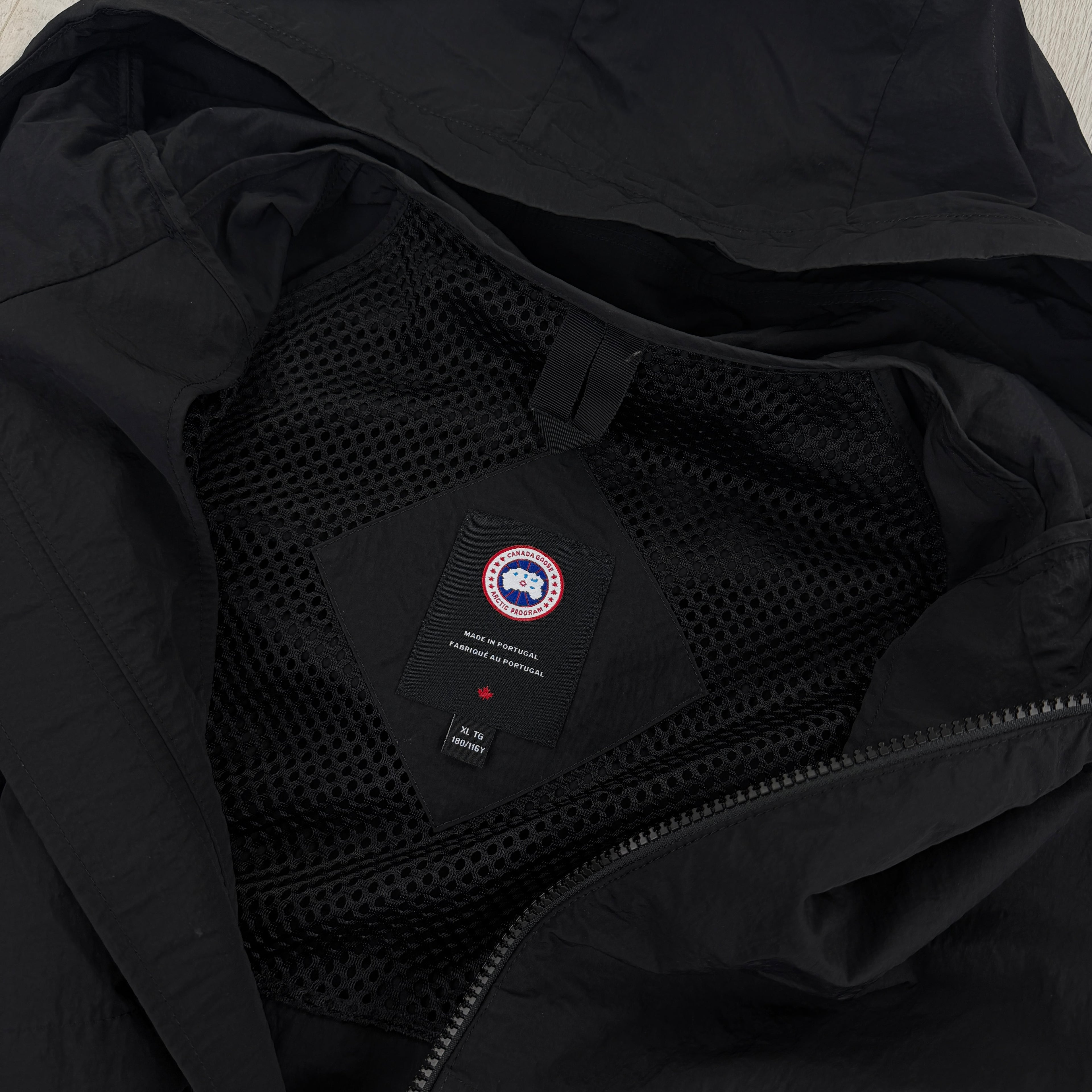 Canada Goose Men’s Black Rain Jacket Black Badge - XL (Fit XXL)