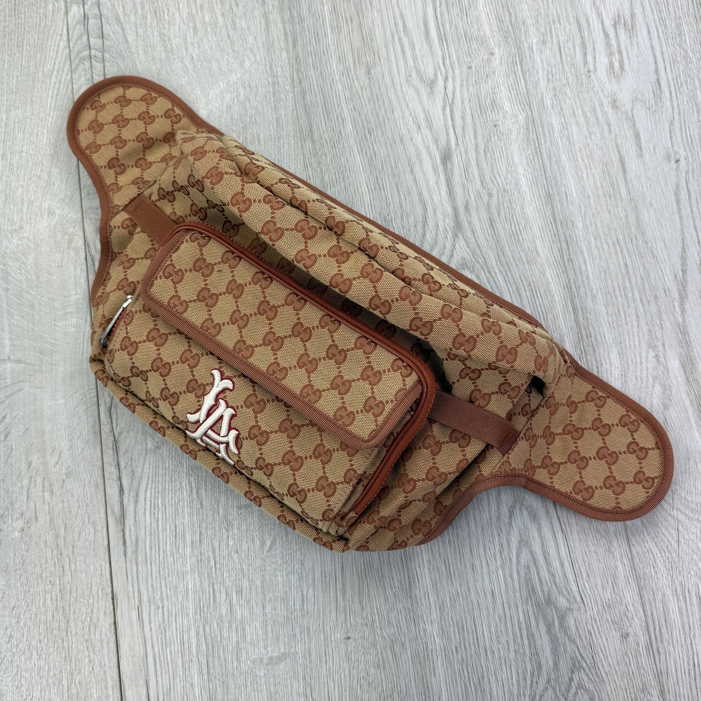 Gucci X MLB LA Dodgers Convertible Belt Bag in GG Supreme