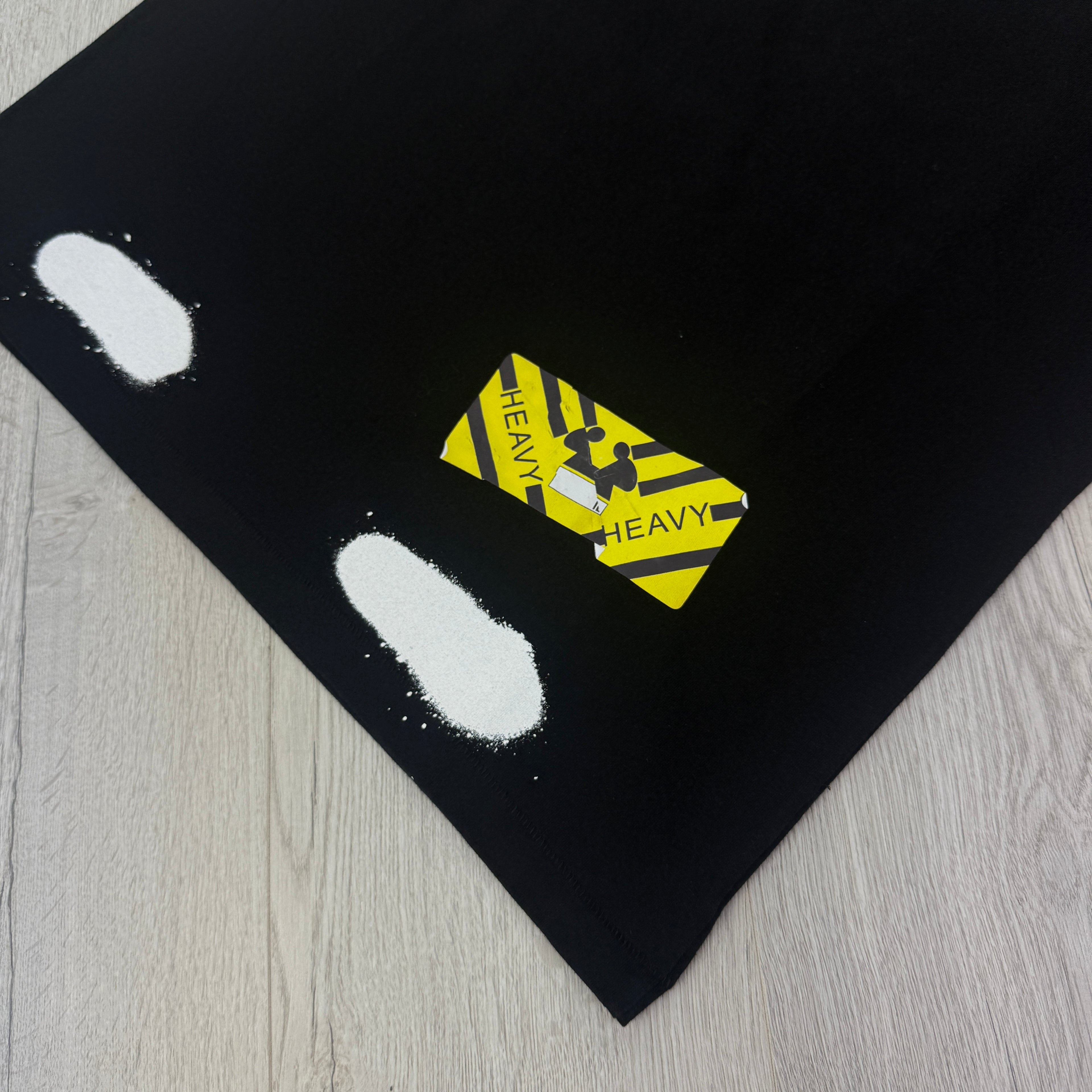 Off White Men’s Black T-shirt Sprayed Arrow Logo - XS Oversized